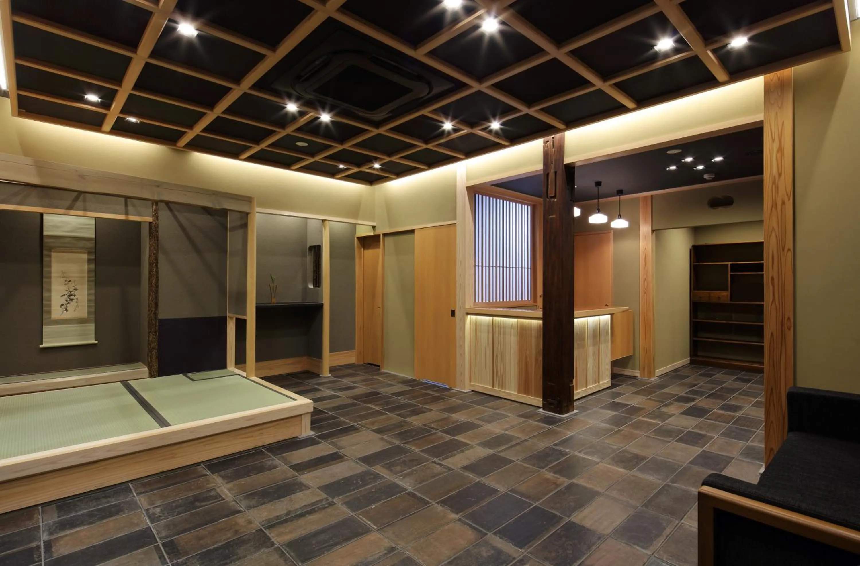 Suzuran Tengachaya ｰ 45minutes direct from Kansai International Airport - 鈴蘭天下茶屋