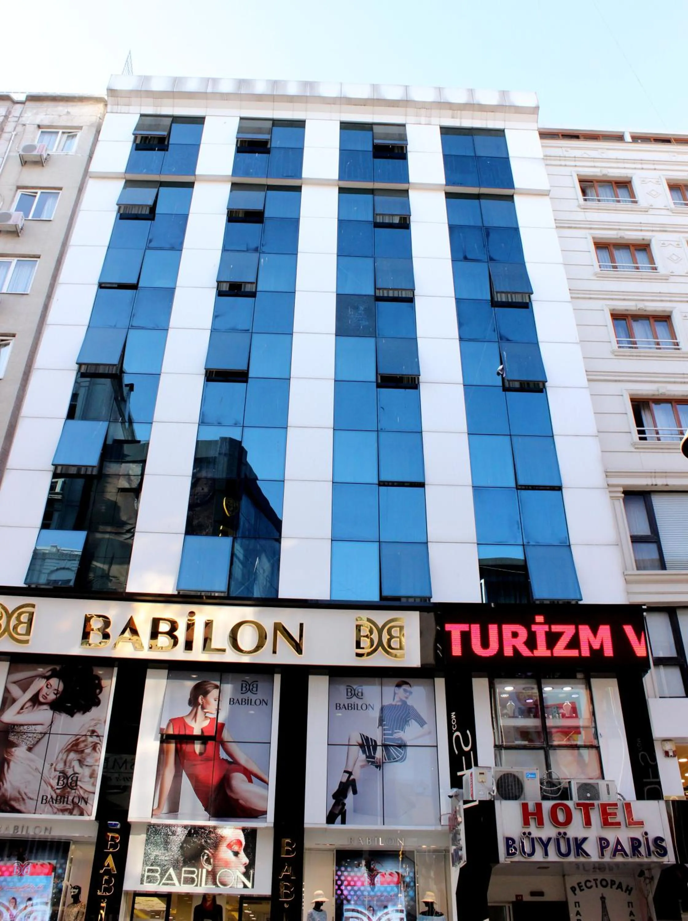 Hotel Buyuk Paris