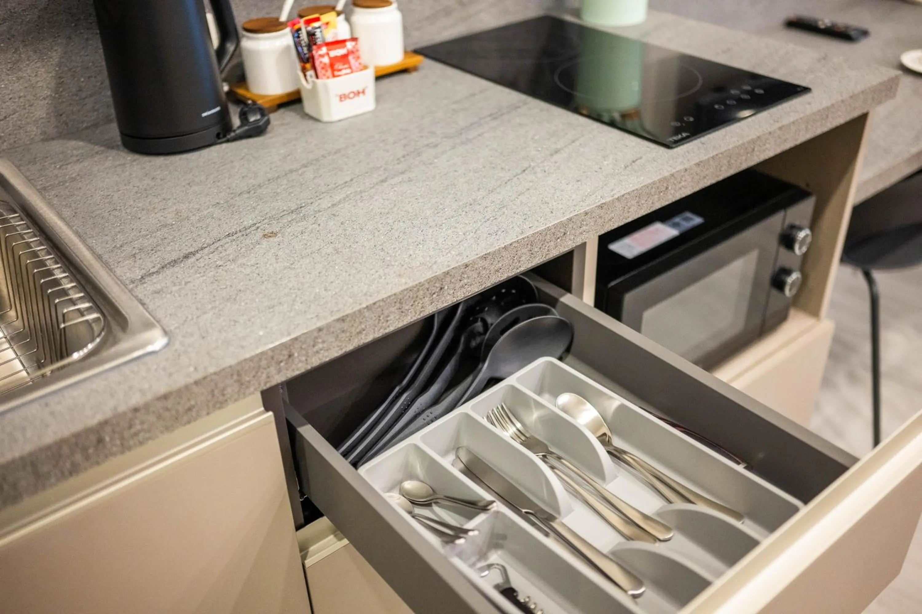 Kitchen or kitchenette in HOMA Cherngtalay Phuket