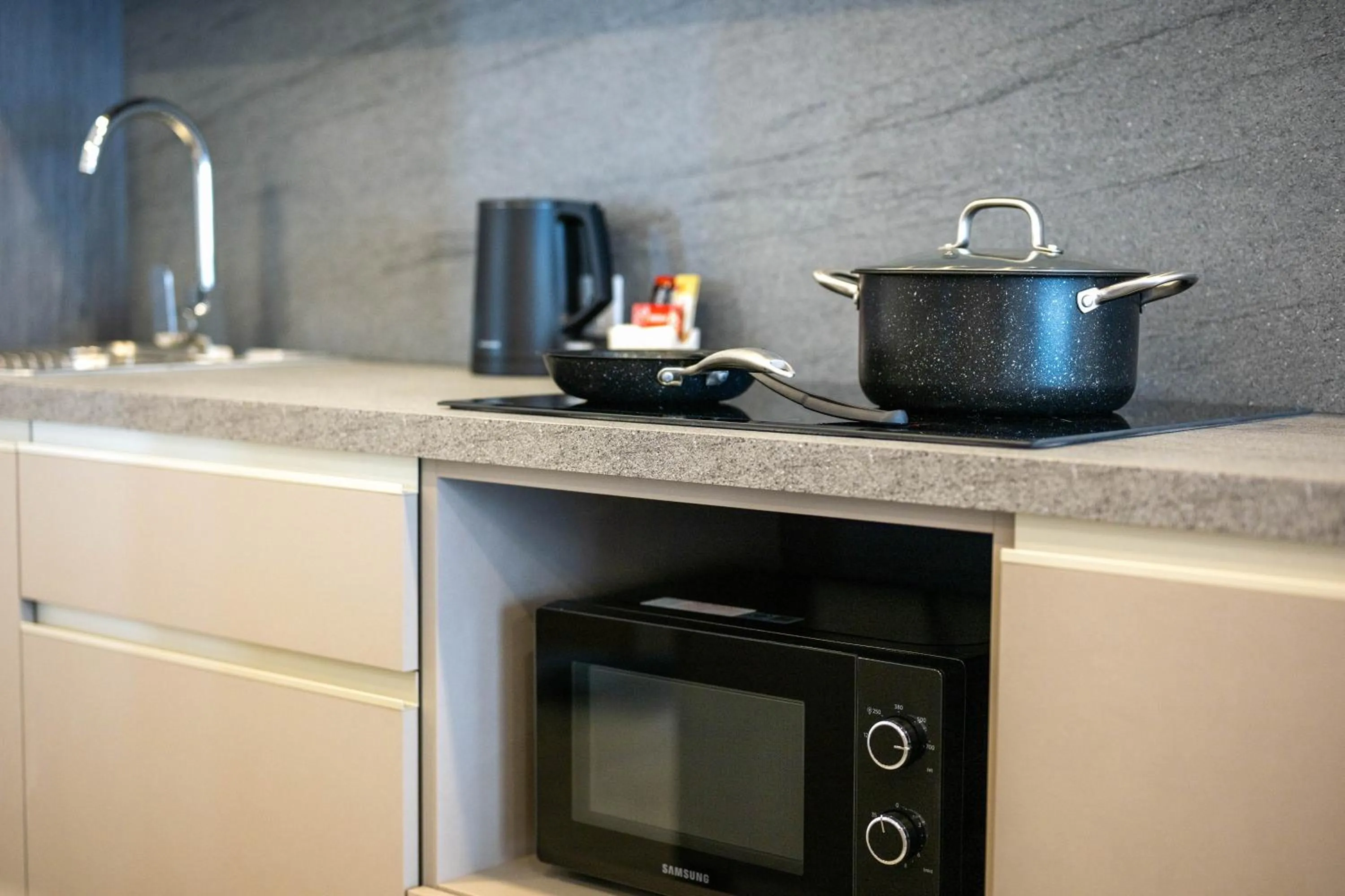 Kitchen or kitchenette in HOMA Cherngtalay Phuket