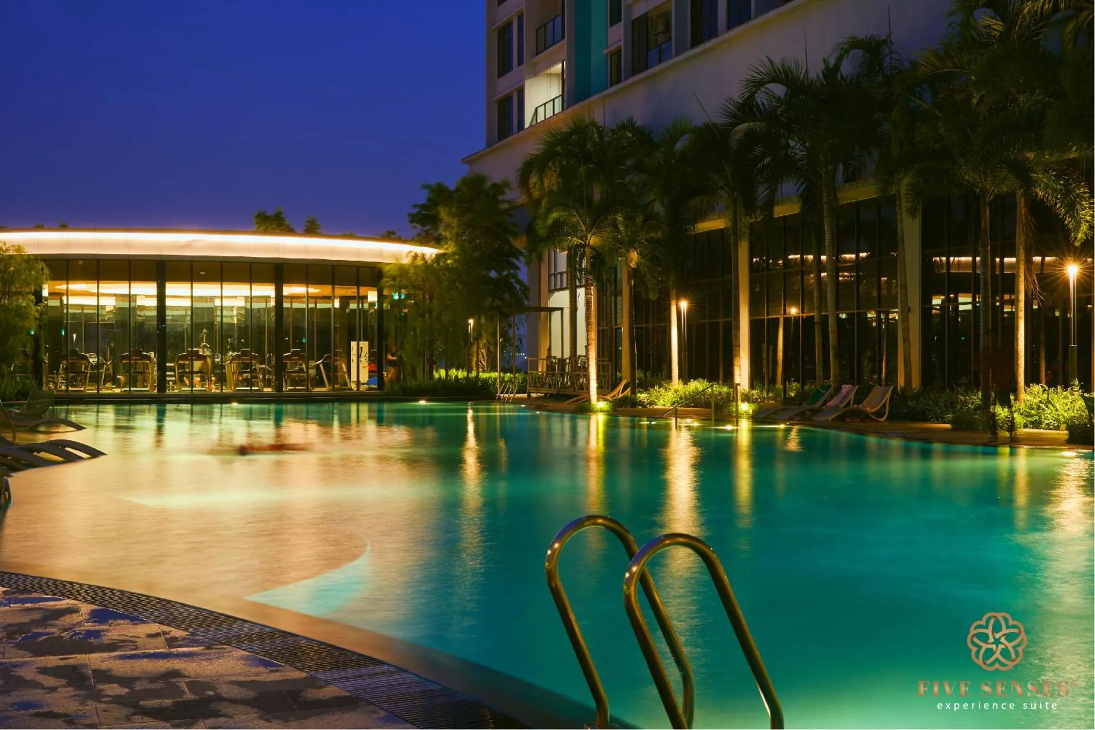 Swimming pool in Trion Kuala Lumpur by Five Senses