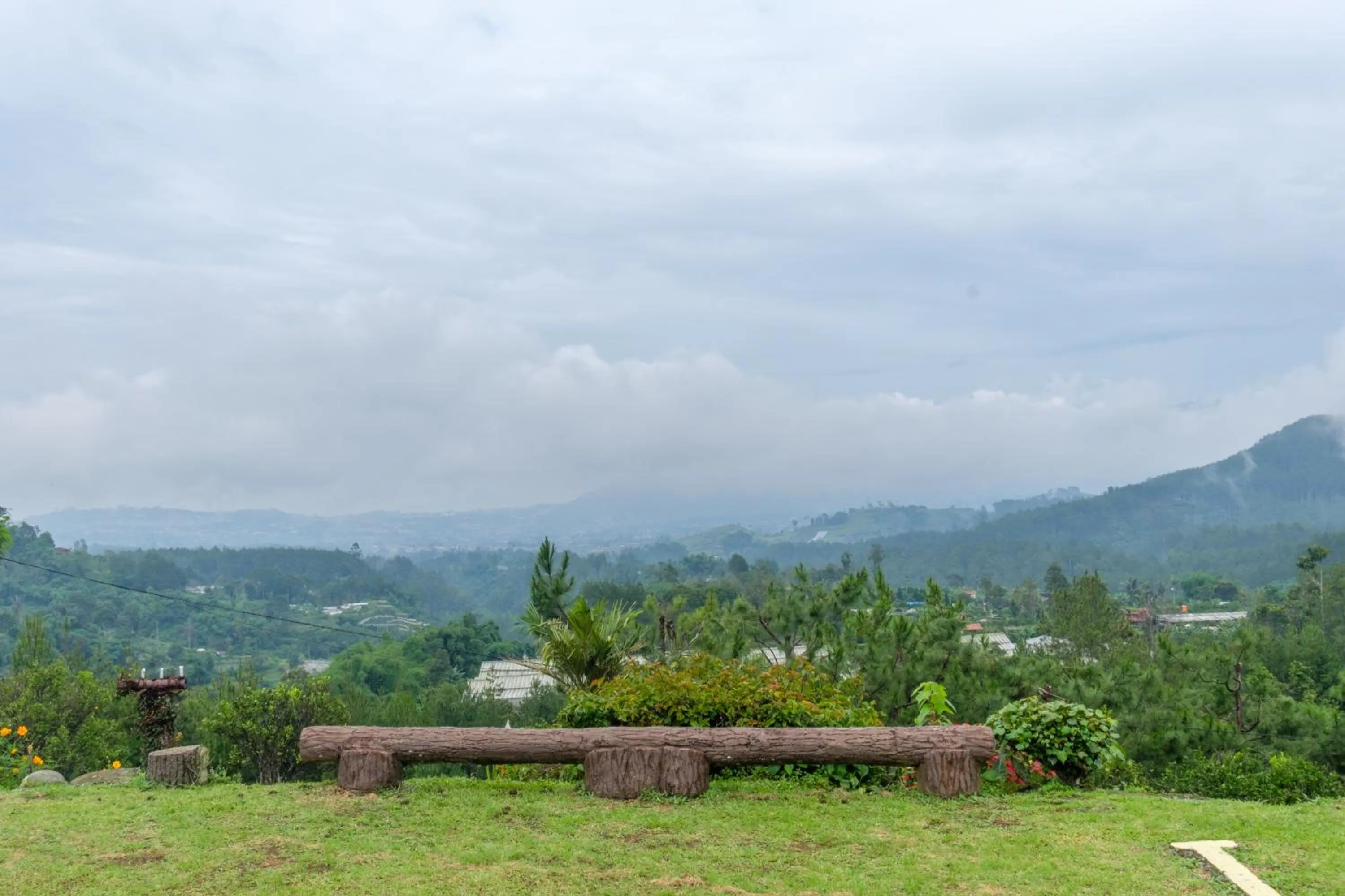 Hilltop Camp, Lembang