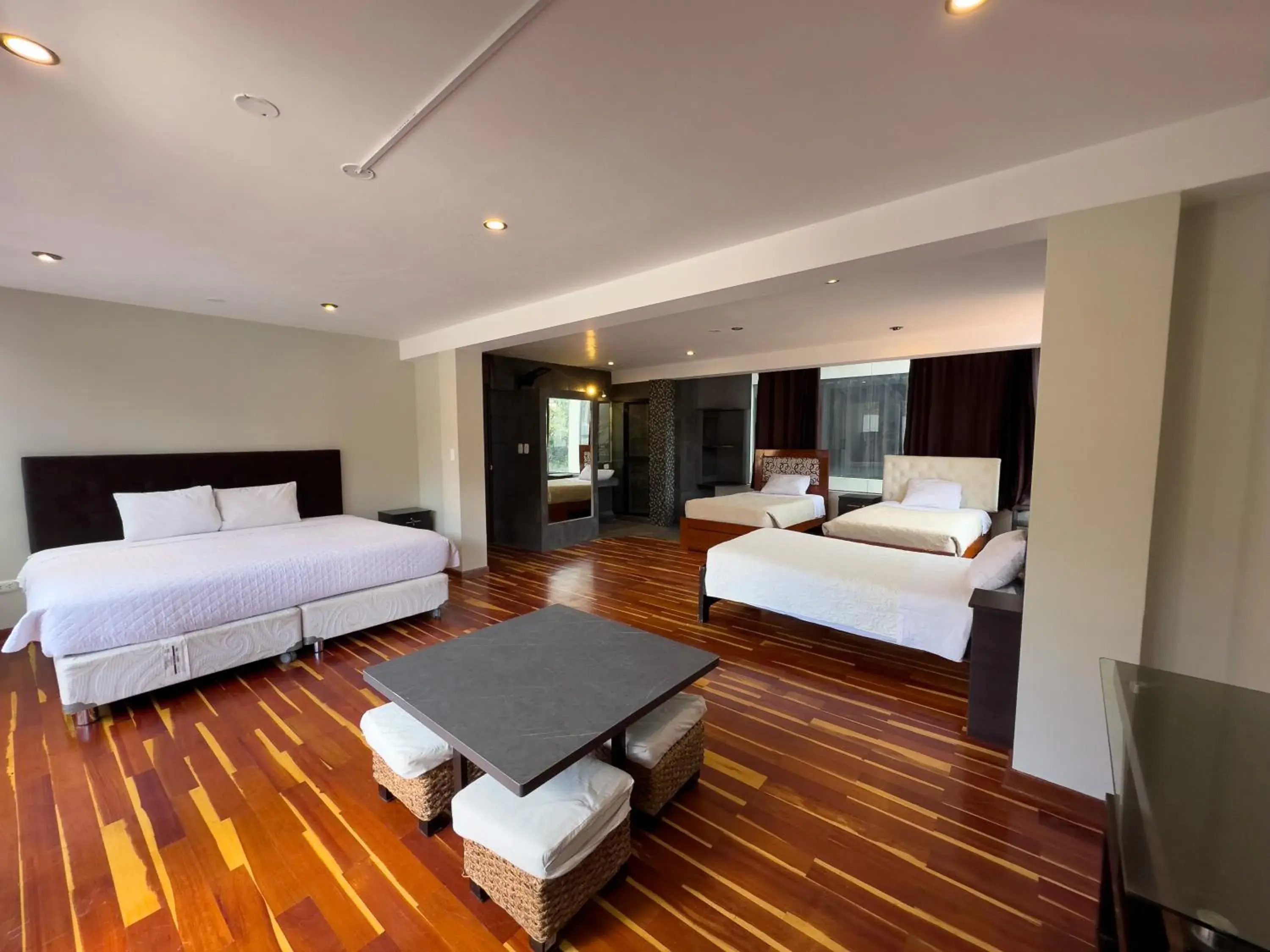 Standard Family Room in Hotel California Urubamba Standard Family Room in Hotel California Urubamba