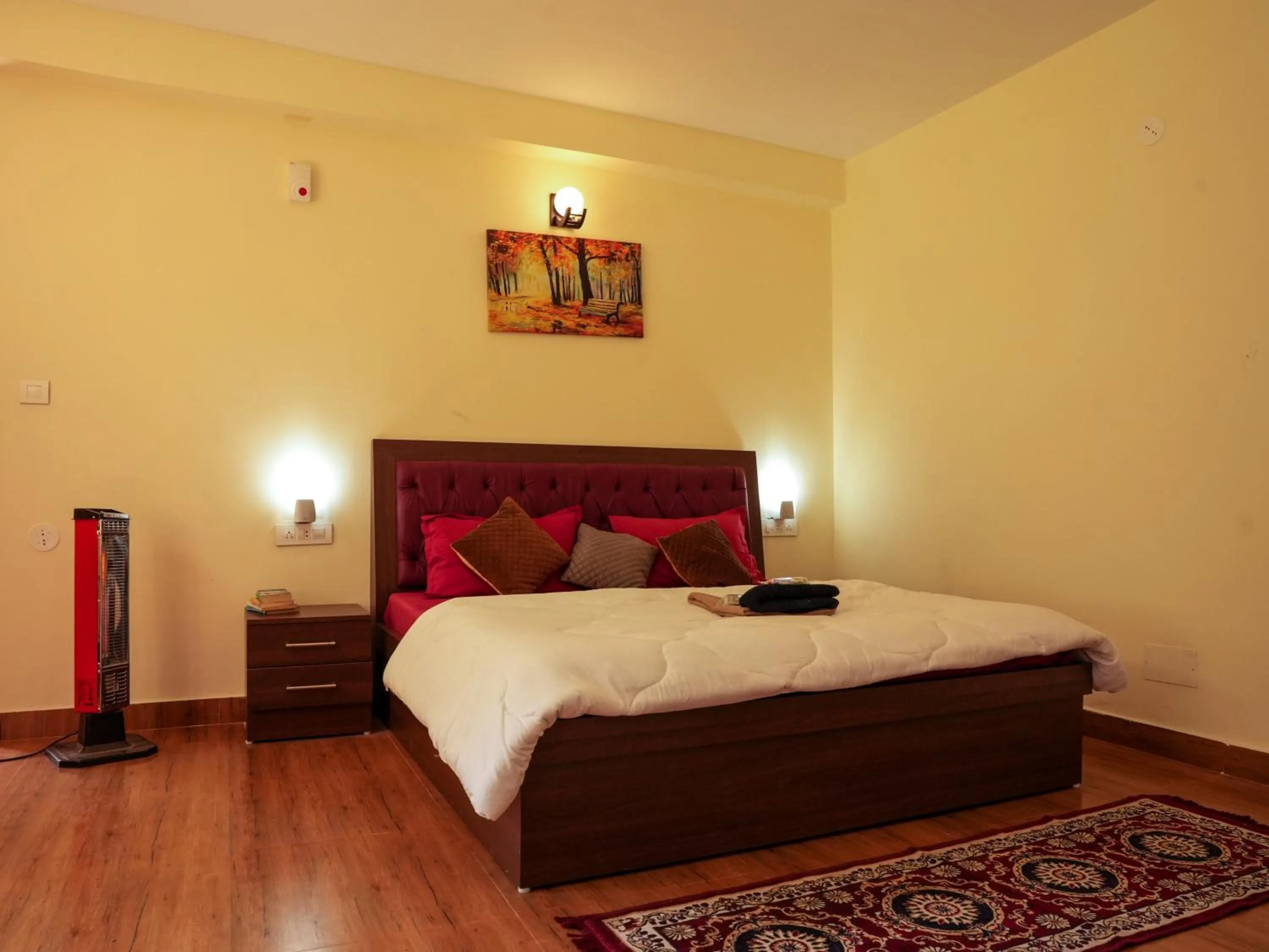 Alooma Cafe and Homestay