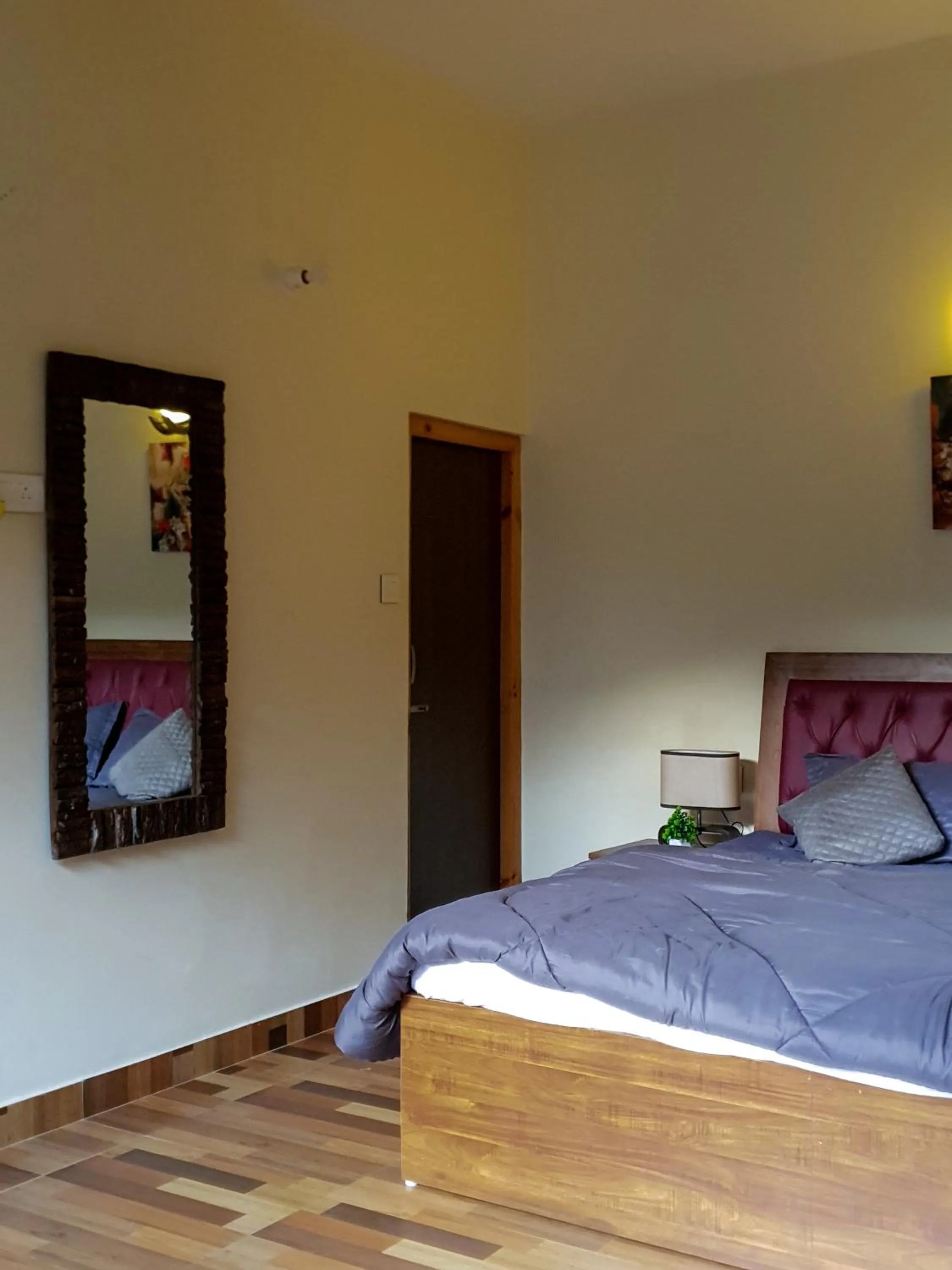 Alooma Cafe and Homestay