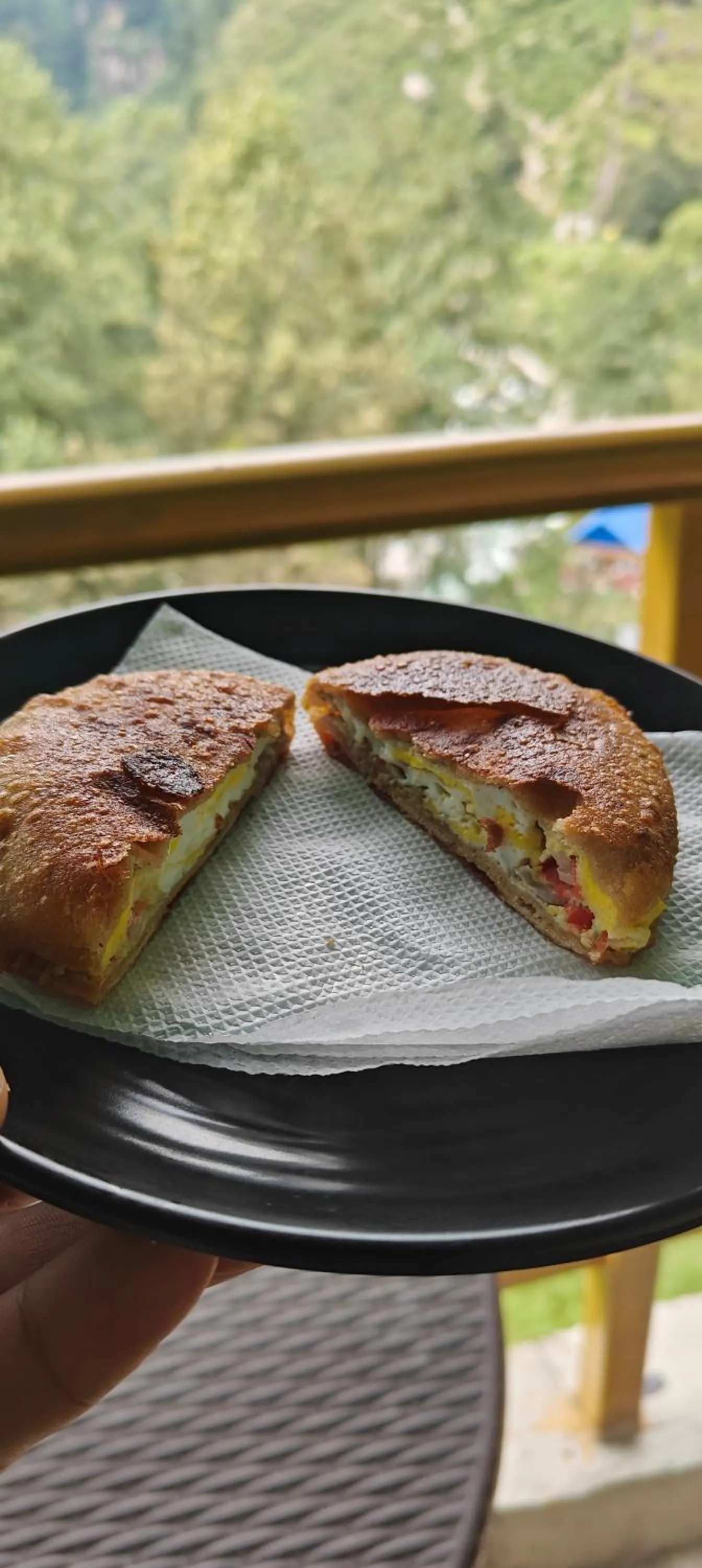 Alooma Cafe and Homestay