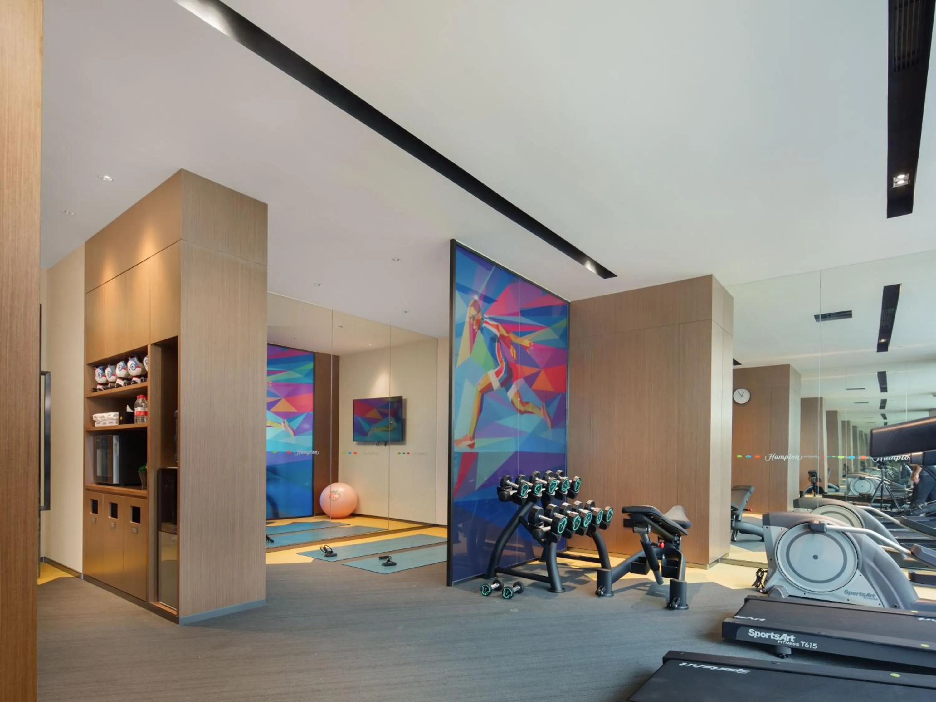Fitness centre/facilities in Hampton by Hilton Shenzhen Bao'an Airport