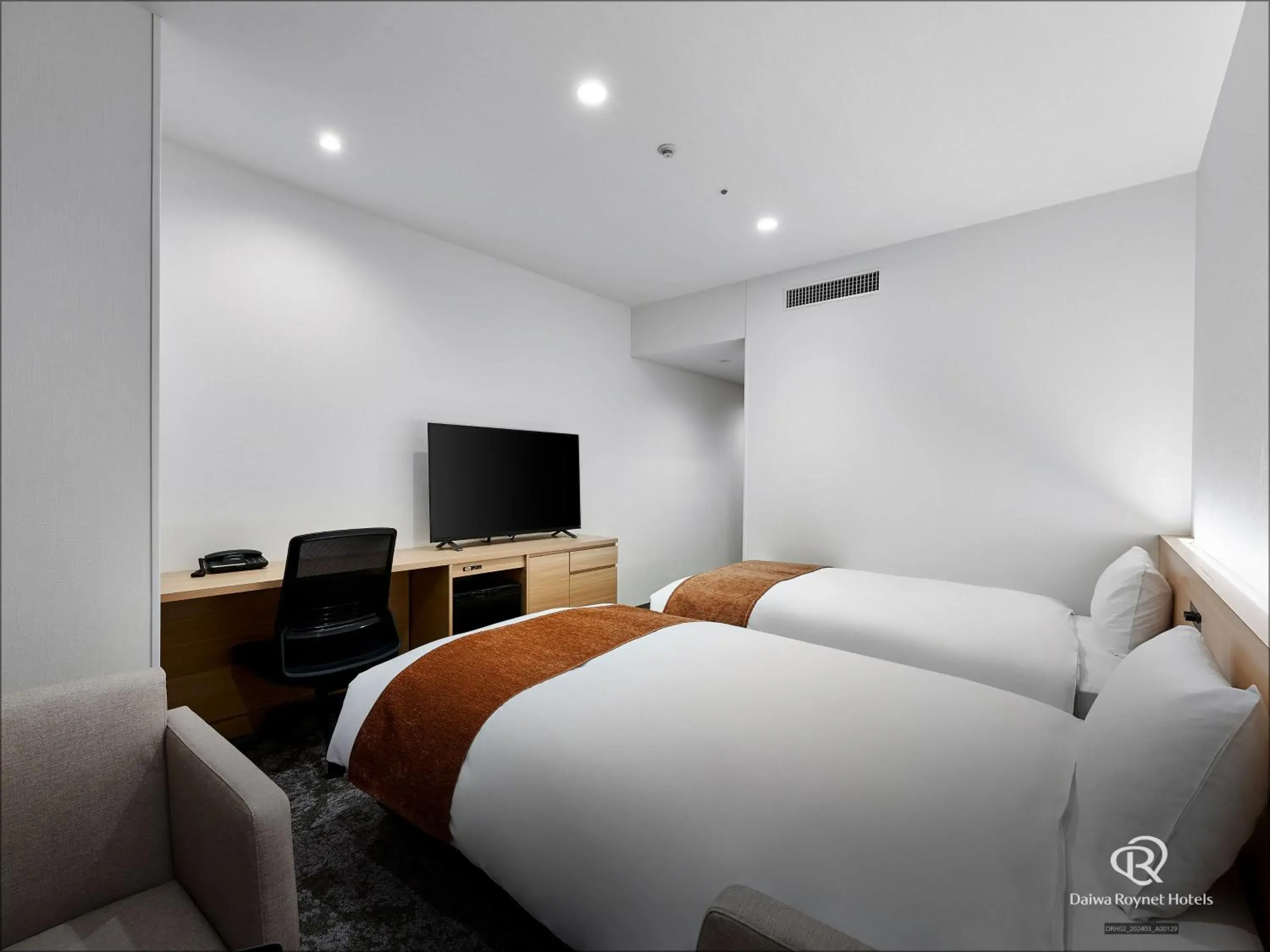 Photo of the whole room, Bed in Daiwa Roynet Hotel Omiya-nishiguchi Photo of the whole room, Bed in Daiwa Roynet Hotel Omiya-nishiguchi