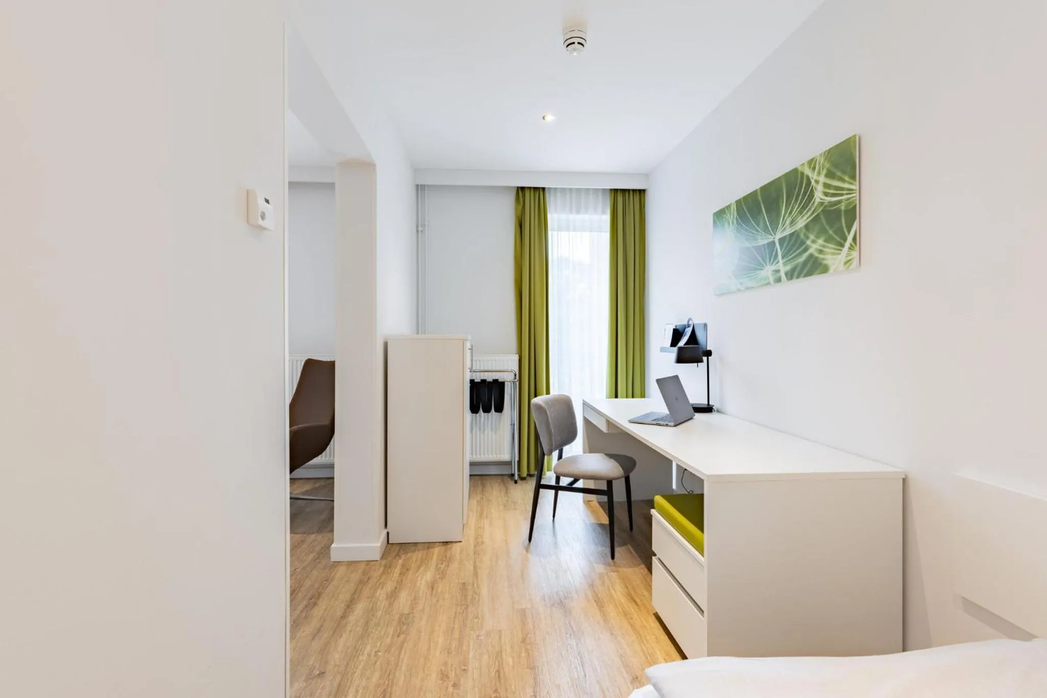 Photo of the whole room, Bed in Candlewood Suites Fürth by IHG