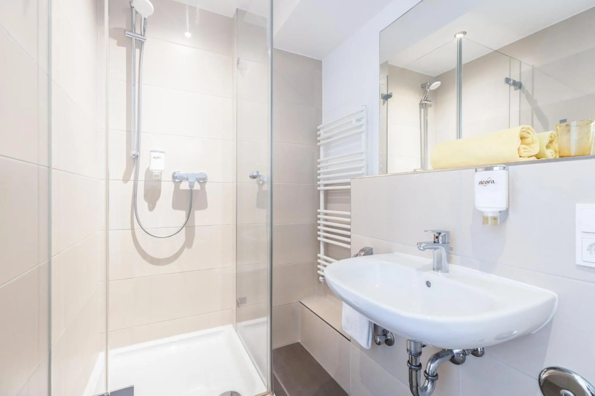 Photo of the whole room in Candlewood Suites Fürth by IHG