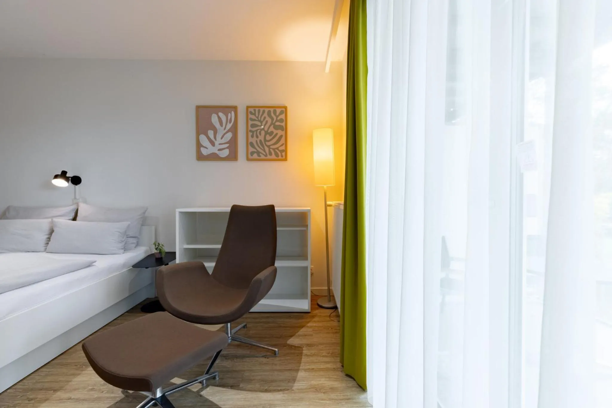 Photo of the whole room in Candlewood Suites Fürth by IHG
