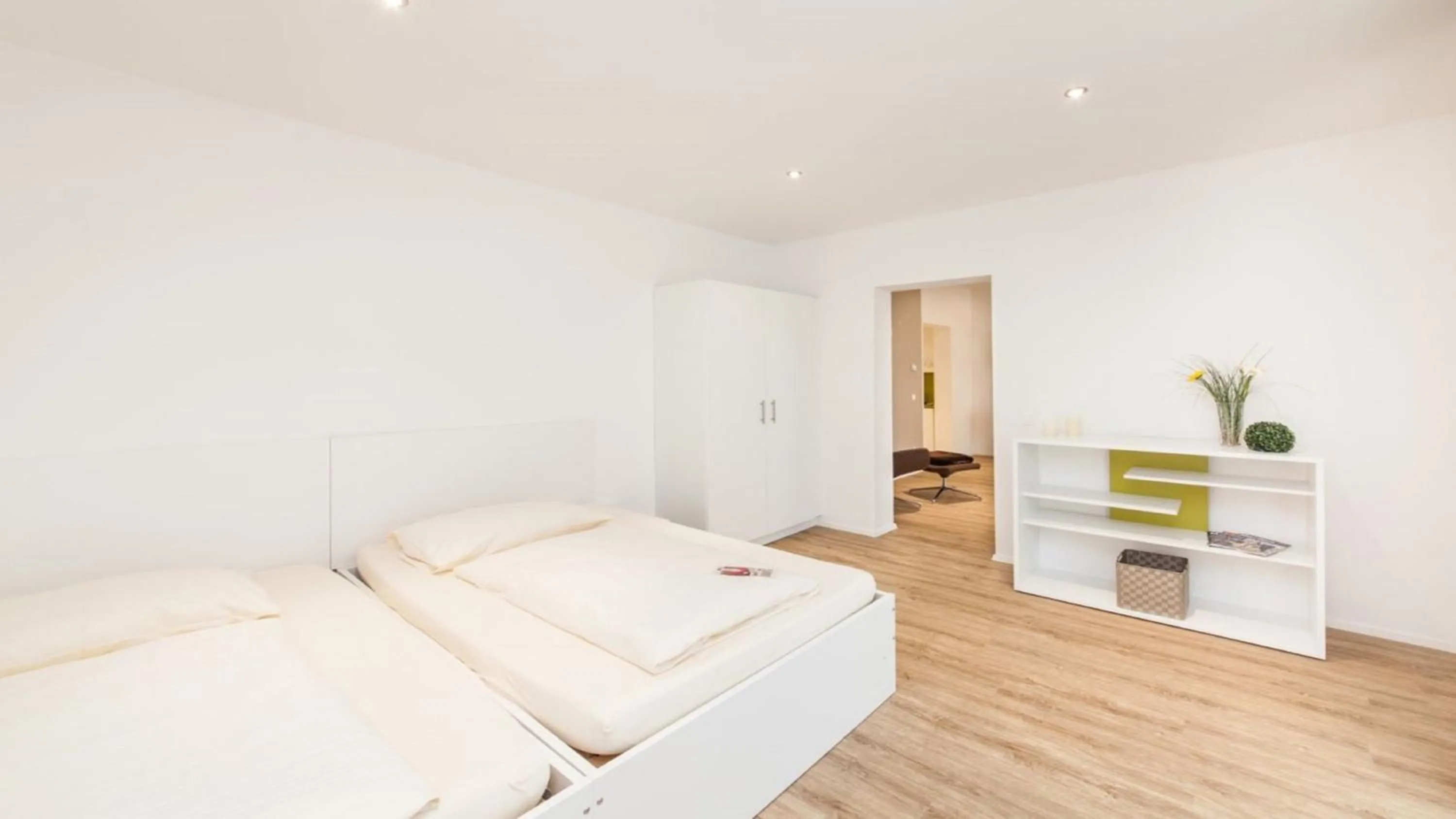 Photo of the whole room, Bed in acora Fürth Living the City