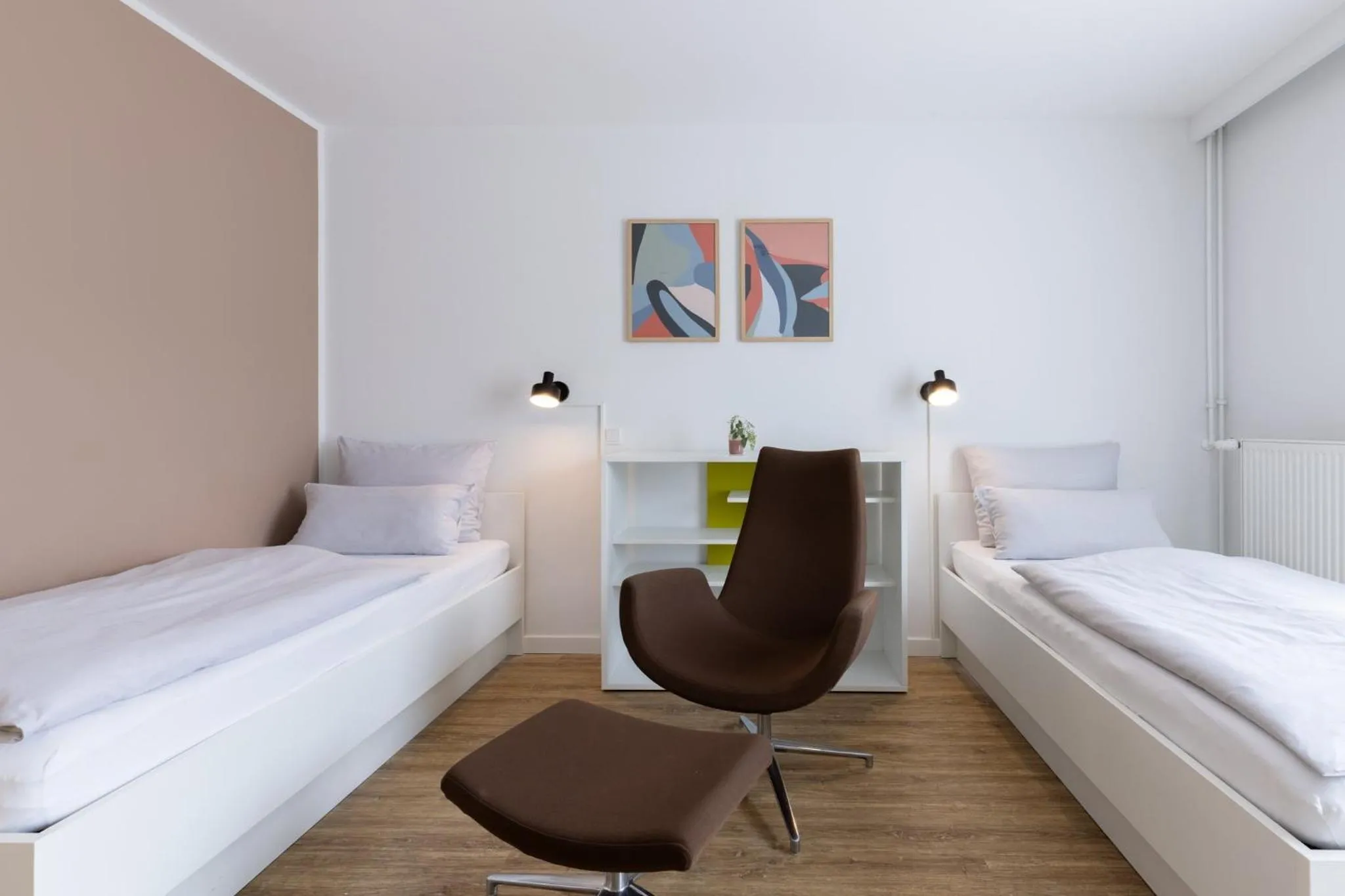 Photo of the whole room, Bed in Candlewood Suites Fürth by IHG