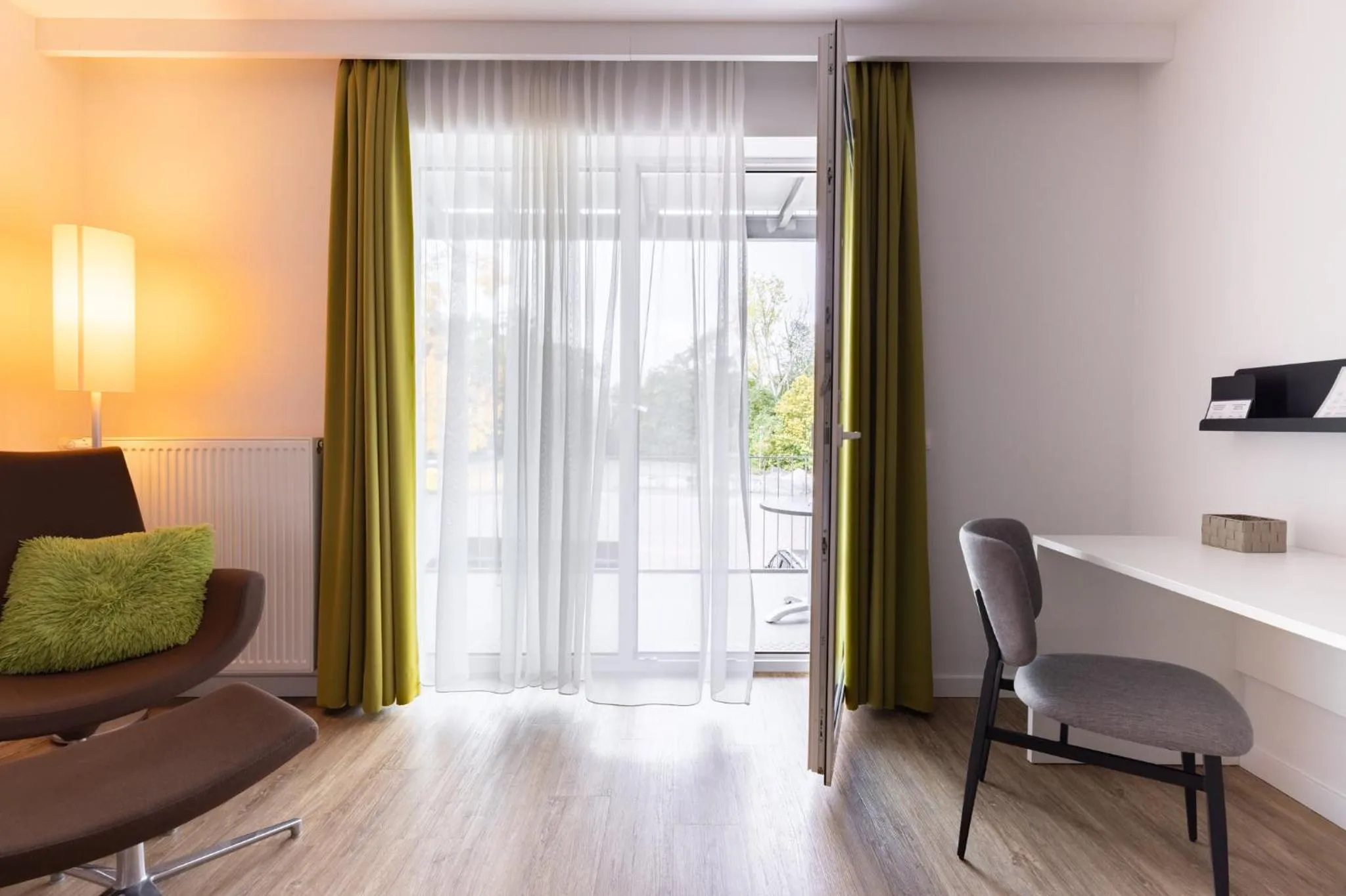 Photo of the whole room in Candlewood Suites Fürth by IHG