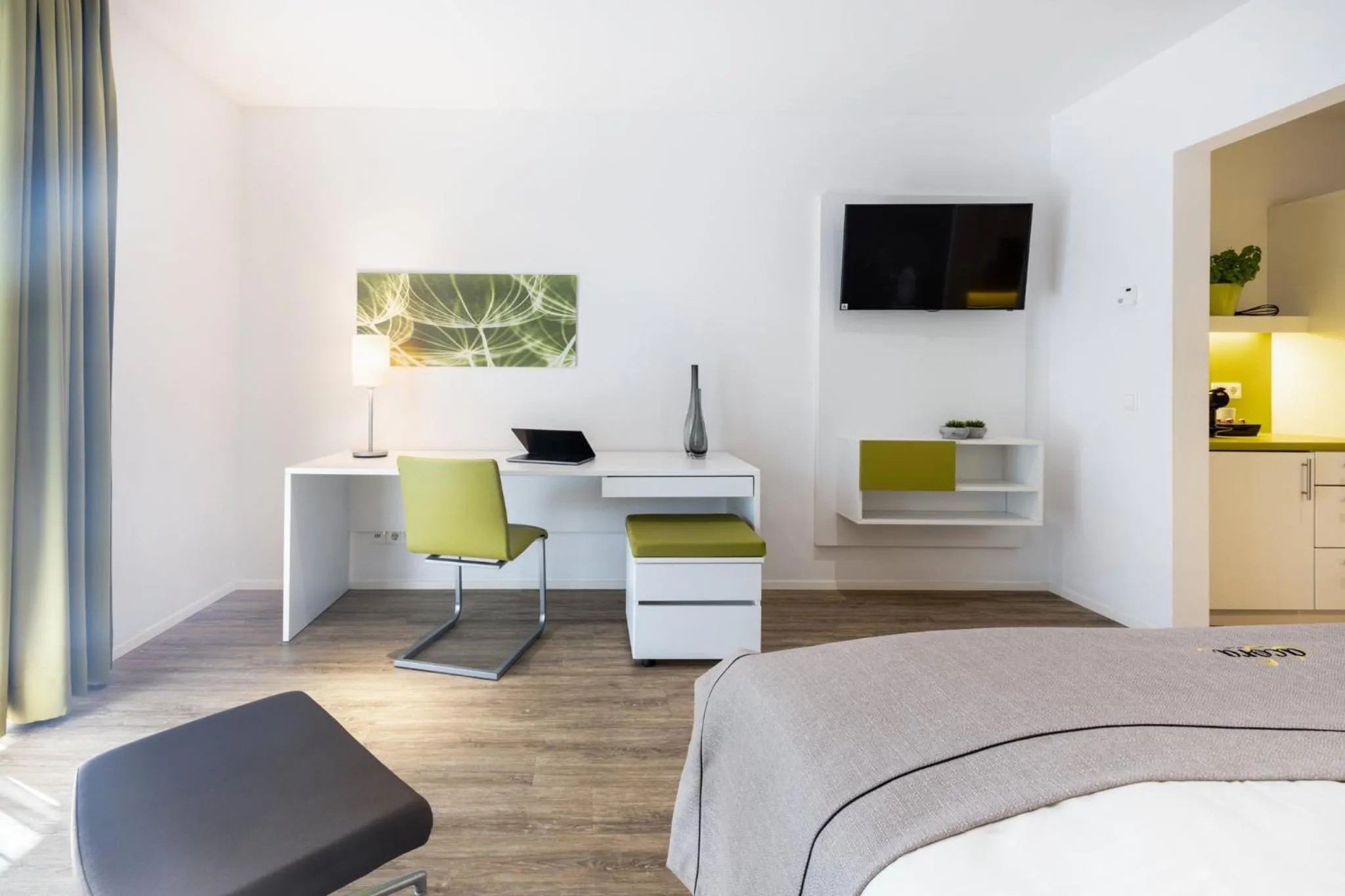 Photo of the whole room, Bed in Candlewood Suites Fürth by IHG
