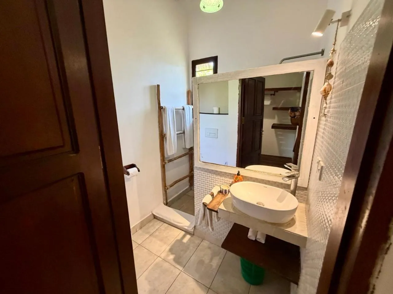 Bathroom in Kiwengwa Bungalow Boutique Resort