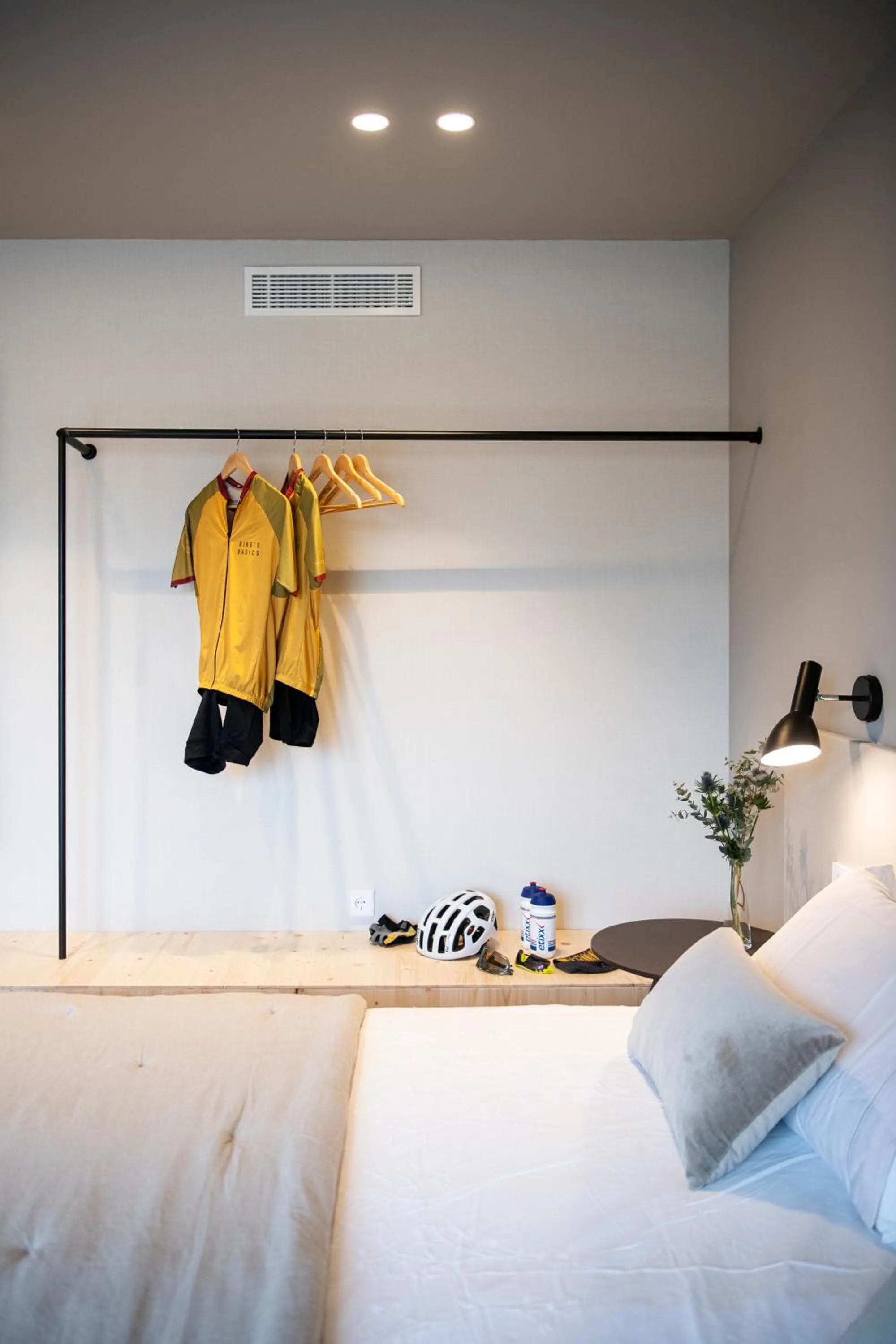 Photo of the whole room, Bed in APARTAMENTS LA CARPA