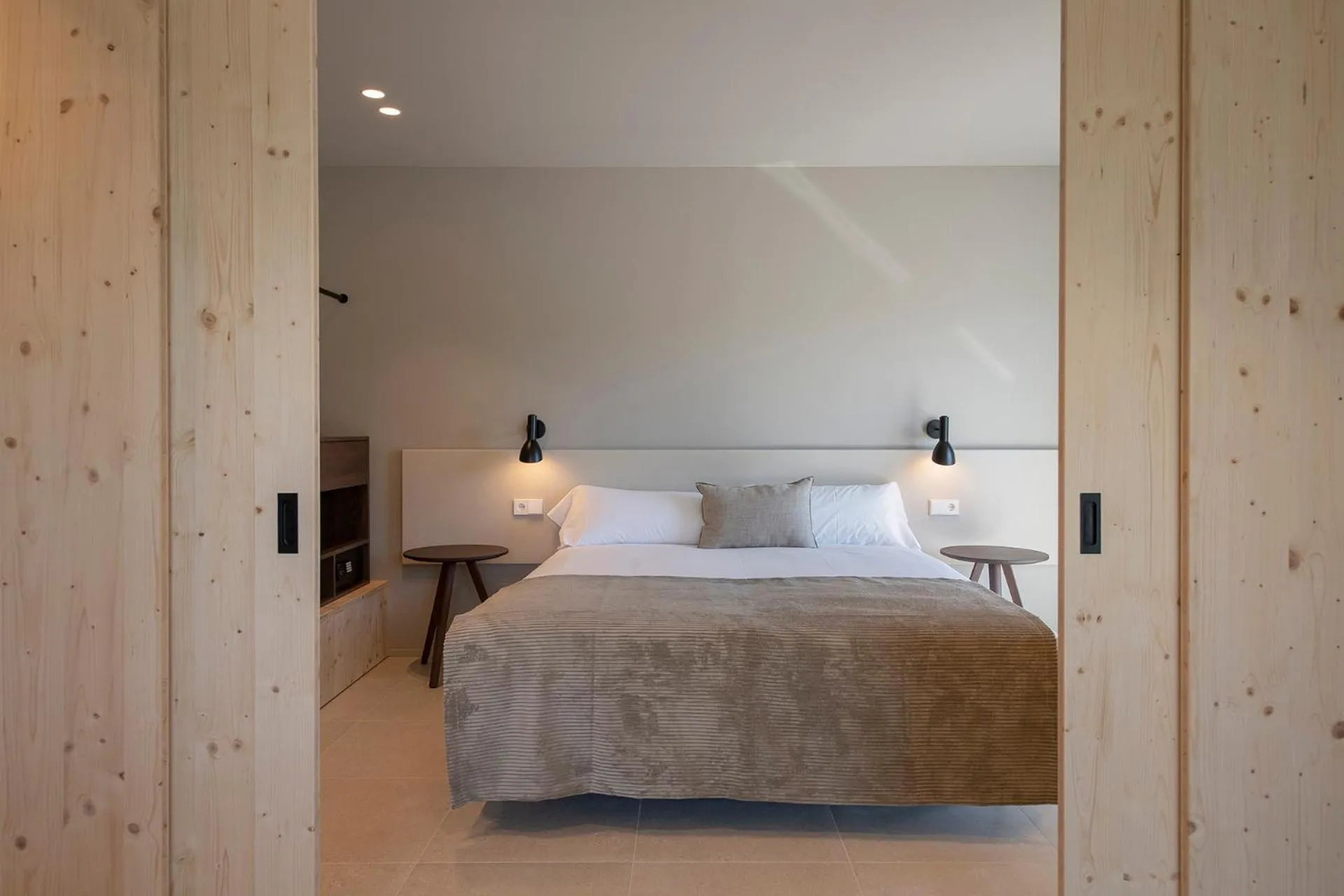 Bed in APARTAMENTS LA CARPA