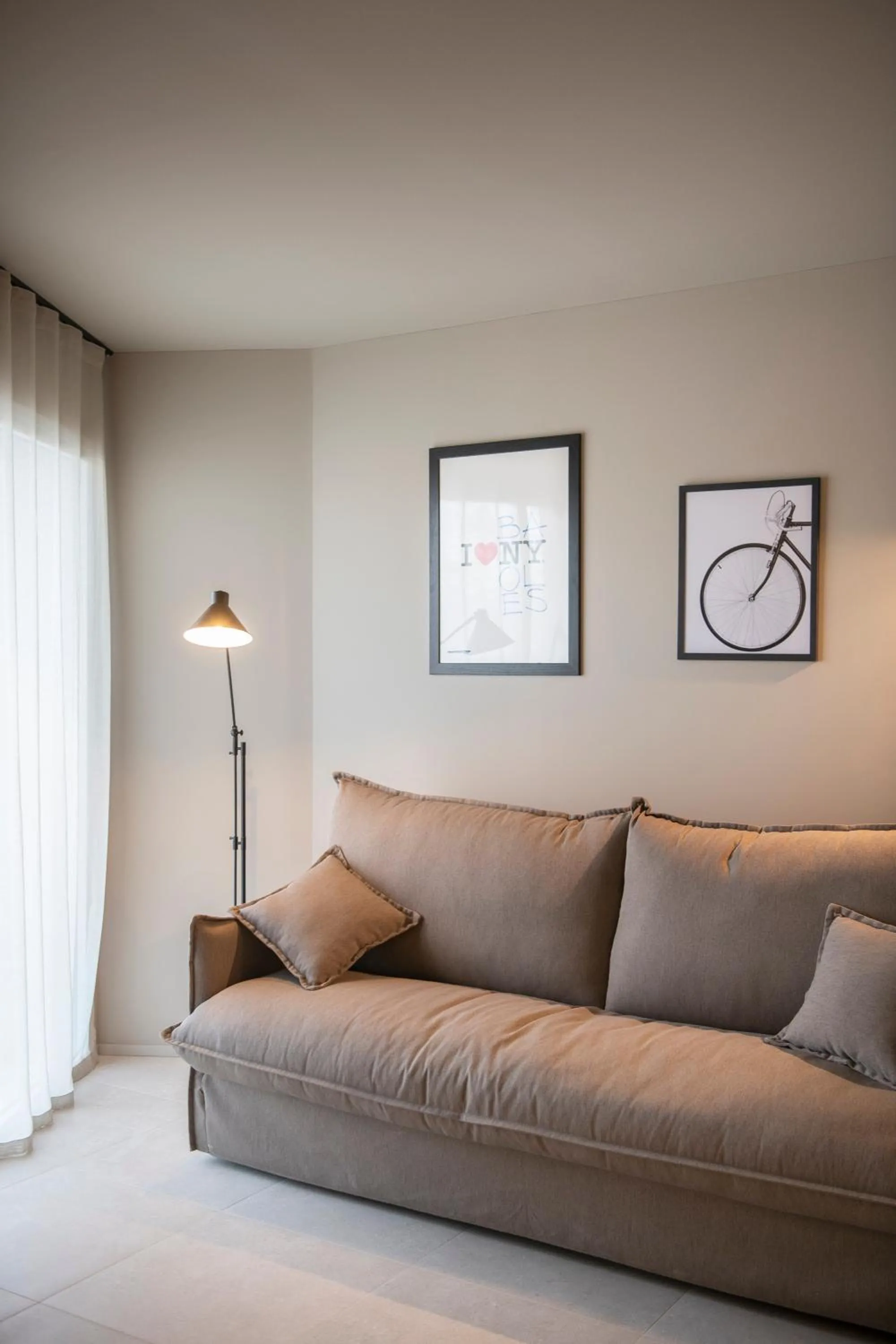 Living room in APARTAMENTS LA CARPA