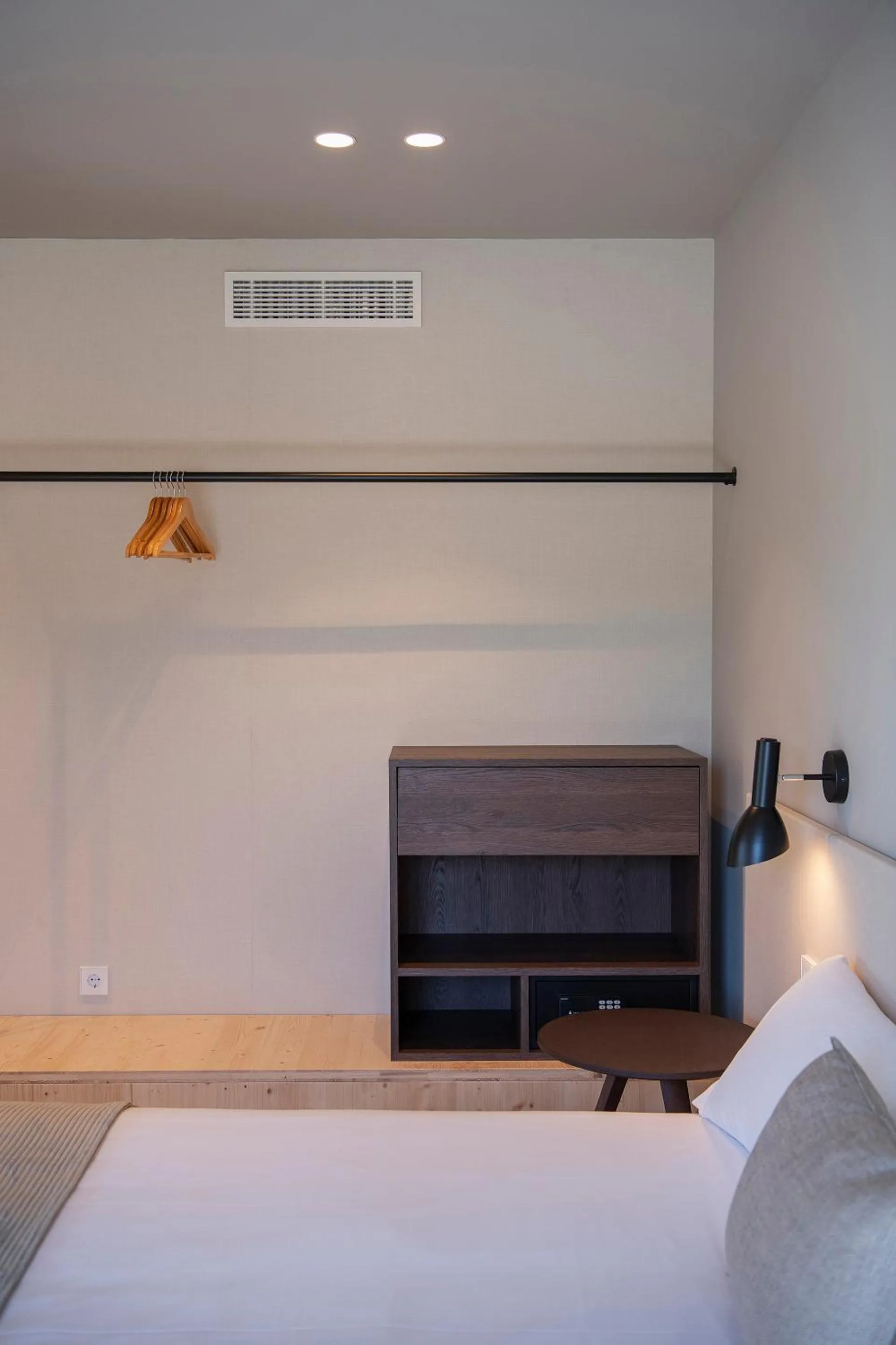 Bedroom, Bed in APARTAMENTS LA CARPA