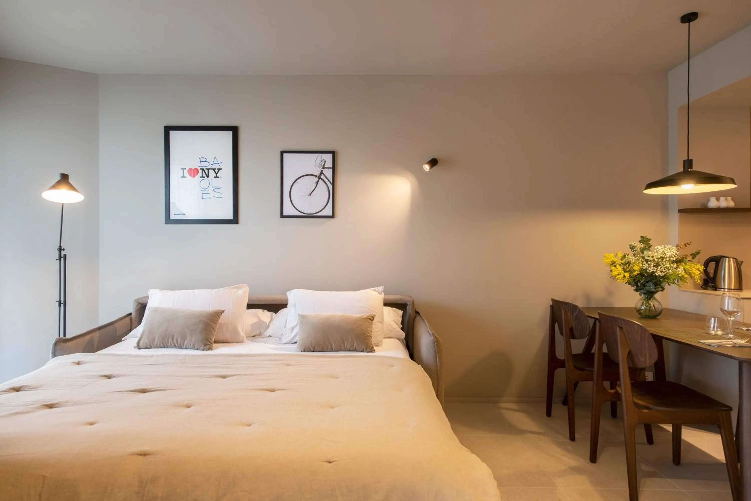 Bed in APARTAMENTS LA CARPA