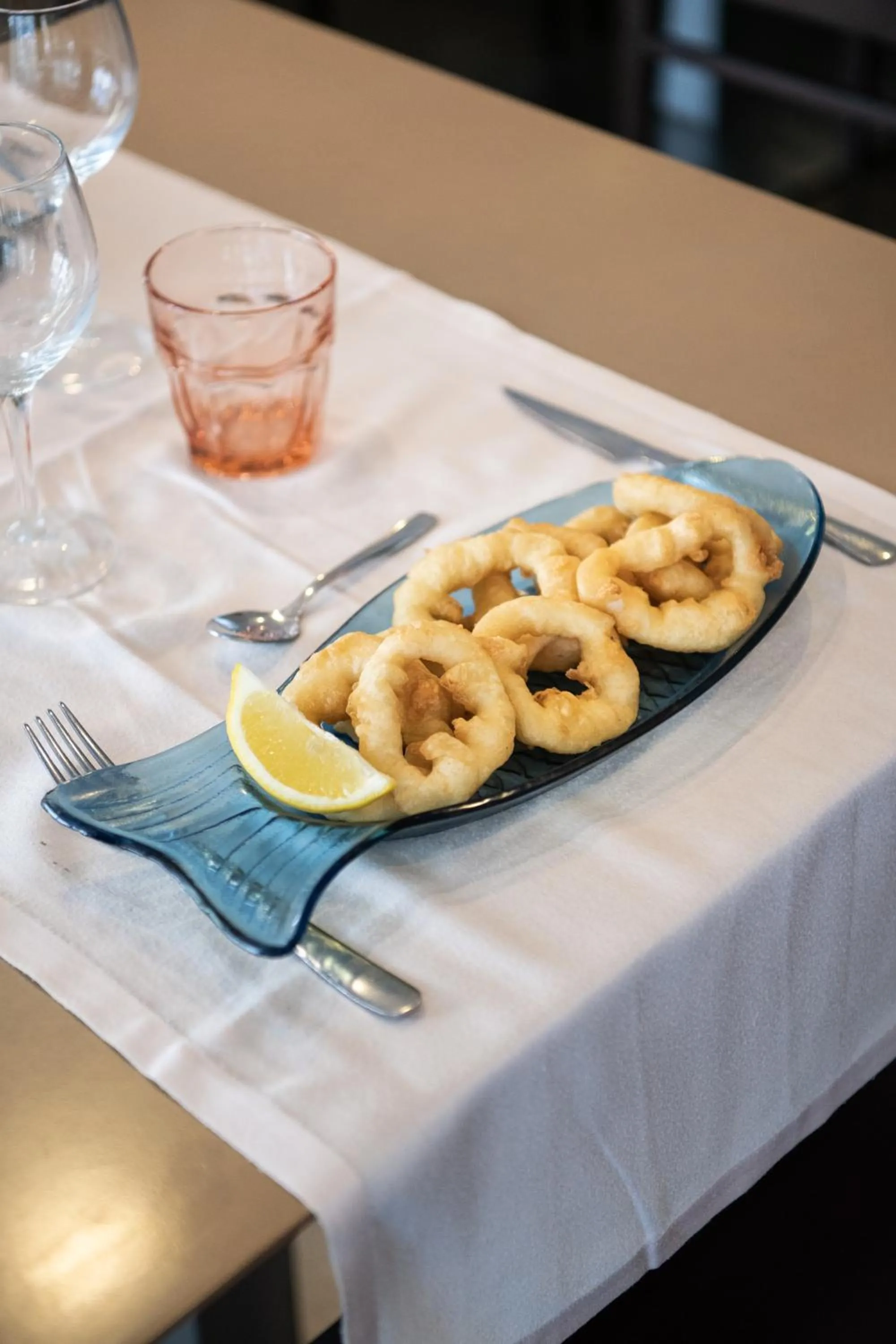 Restaurant/places to eat in APARTAMENTS LA CARPA