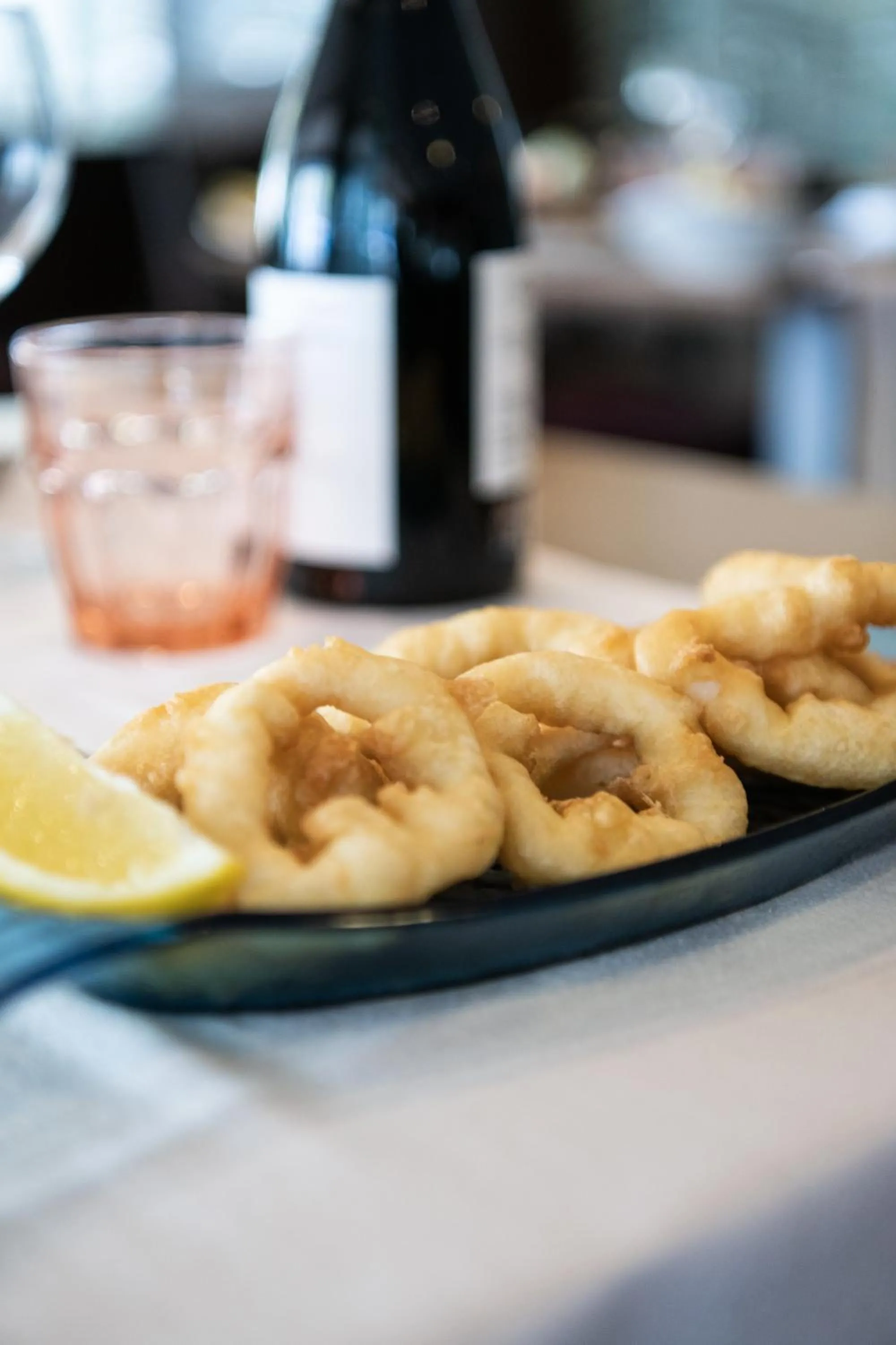 Restaurant/places to eat in APARTAMENTS LA CARPA