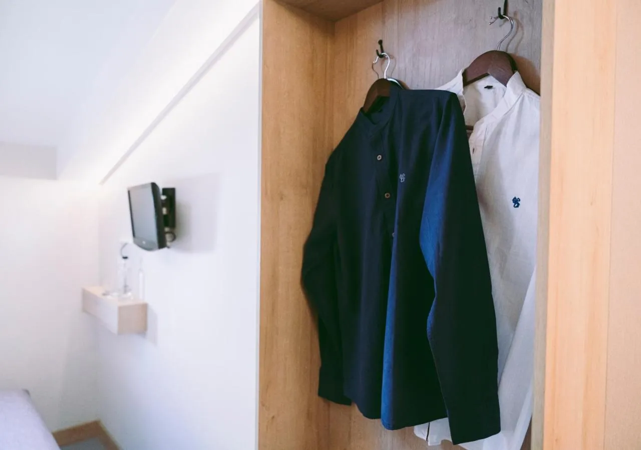 wardrobe in Hotel Casa Gardenia