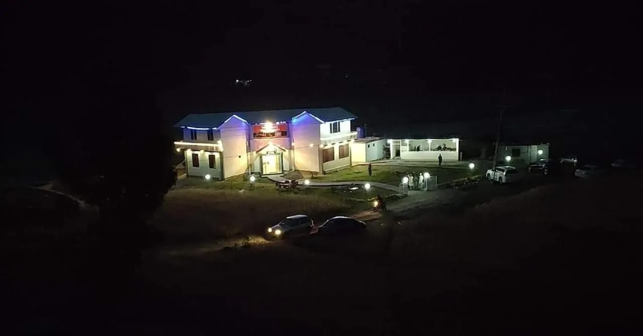 River Dine Hotel & Restaurant