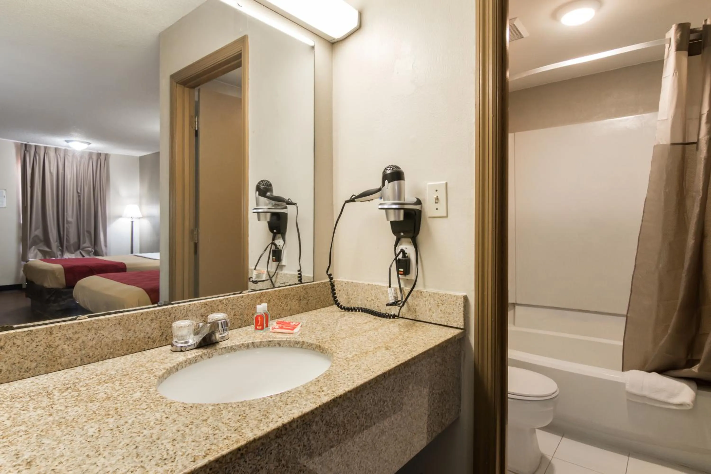 Econo Lodge - Conyers