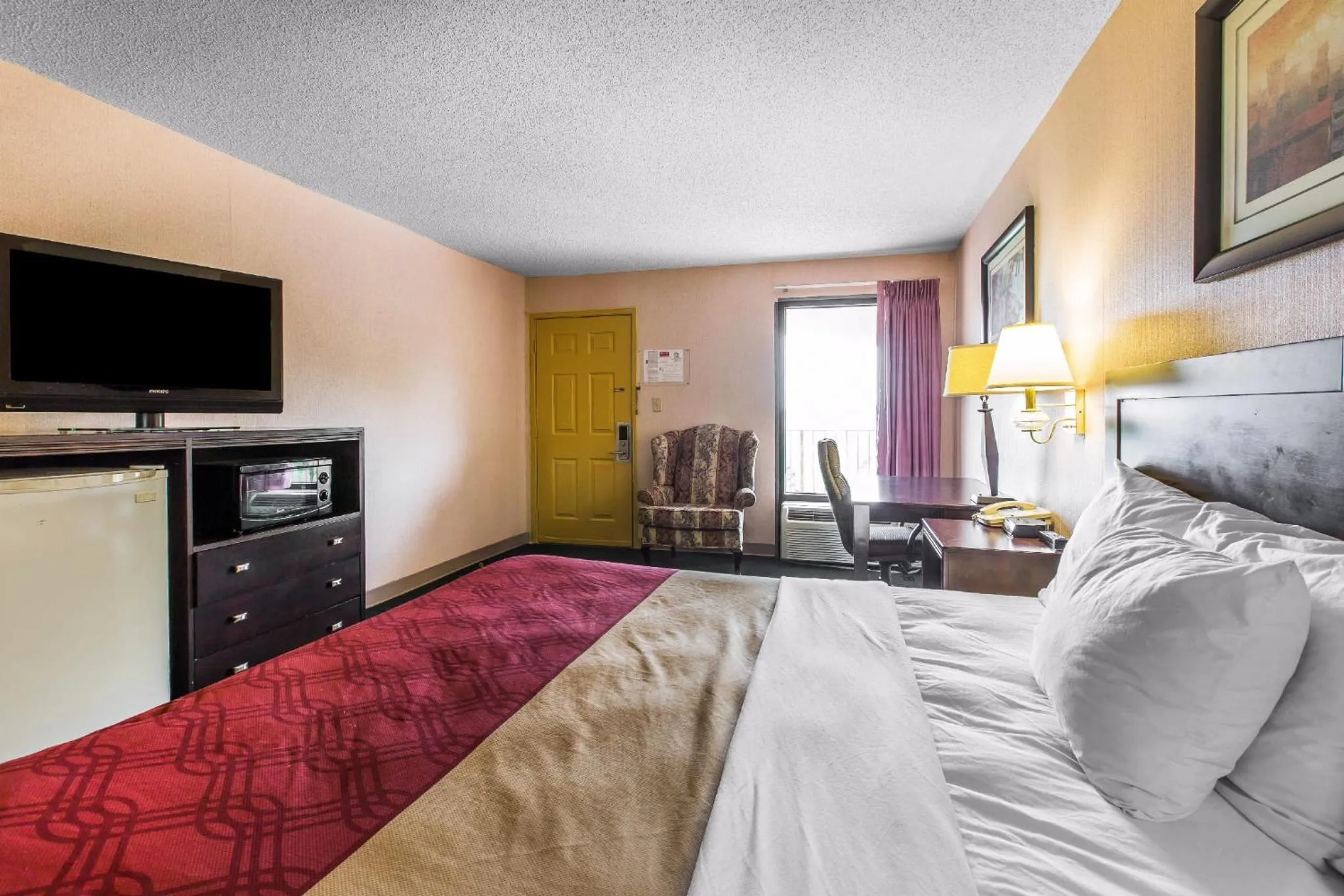 Day, Bed in Econo Lodge - Conyers