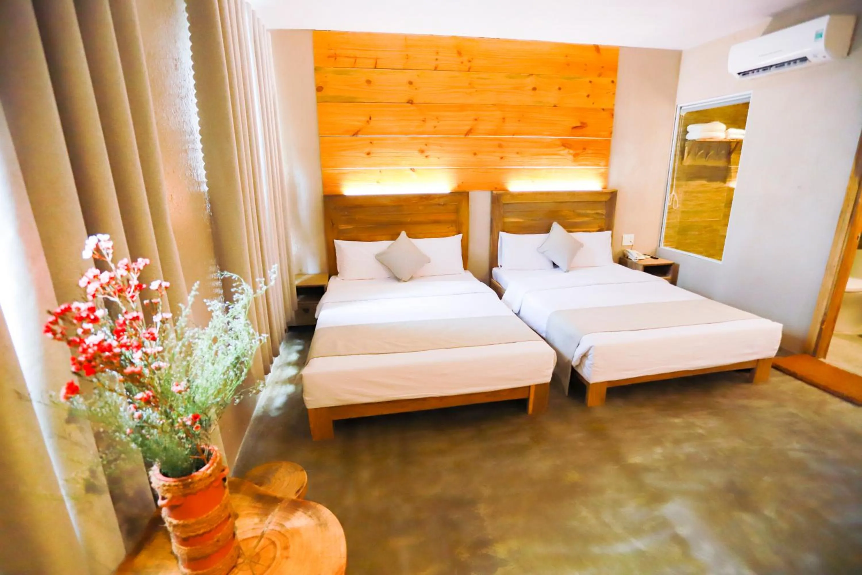 Bed in Rustic Hotel Quy Nhon Powered by ASTON