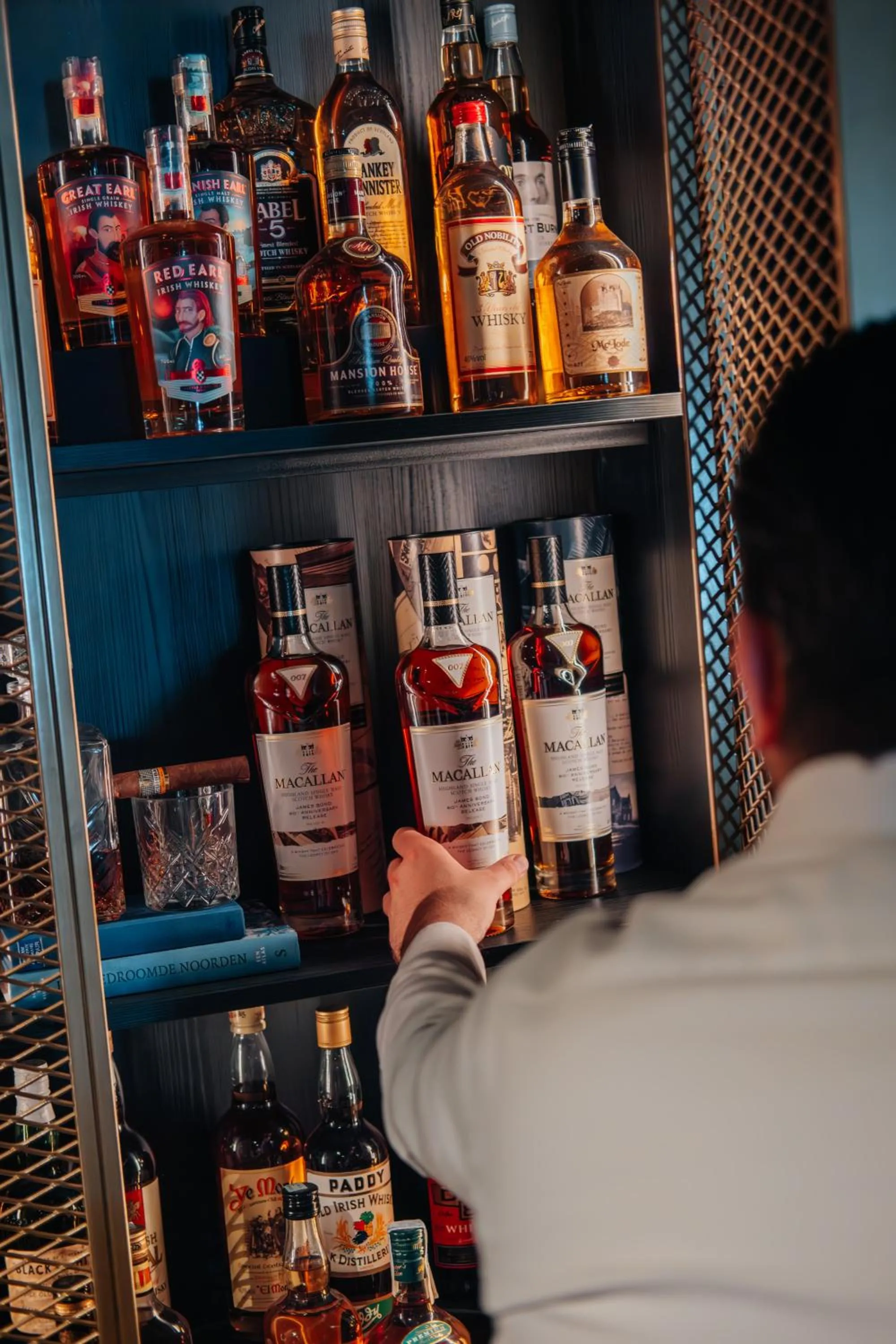 Lounge or bar in Hotel de Naaldhof