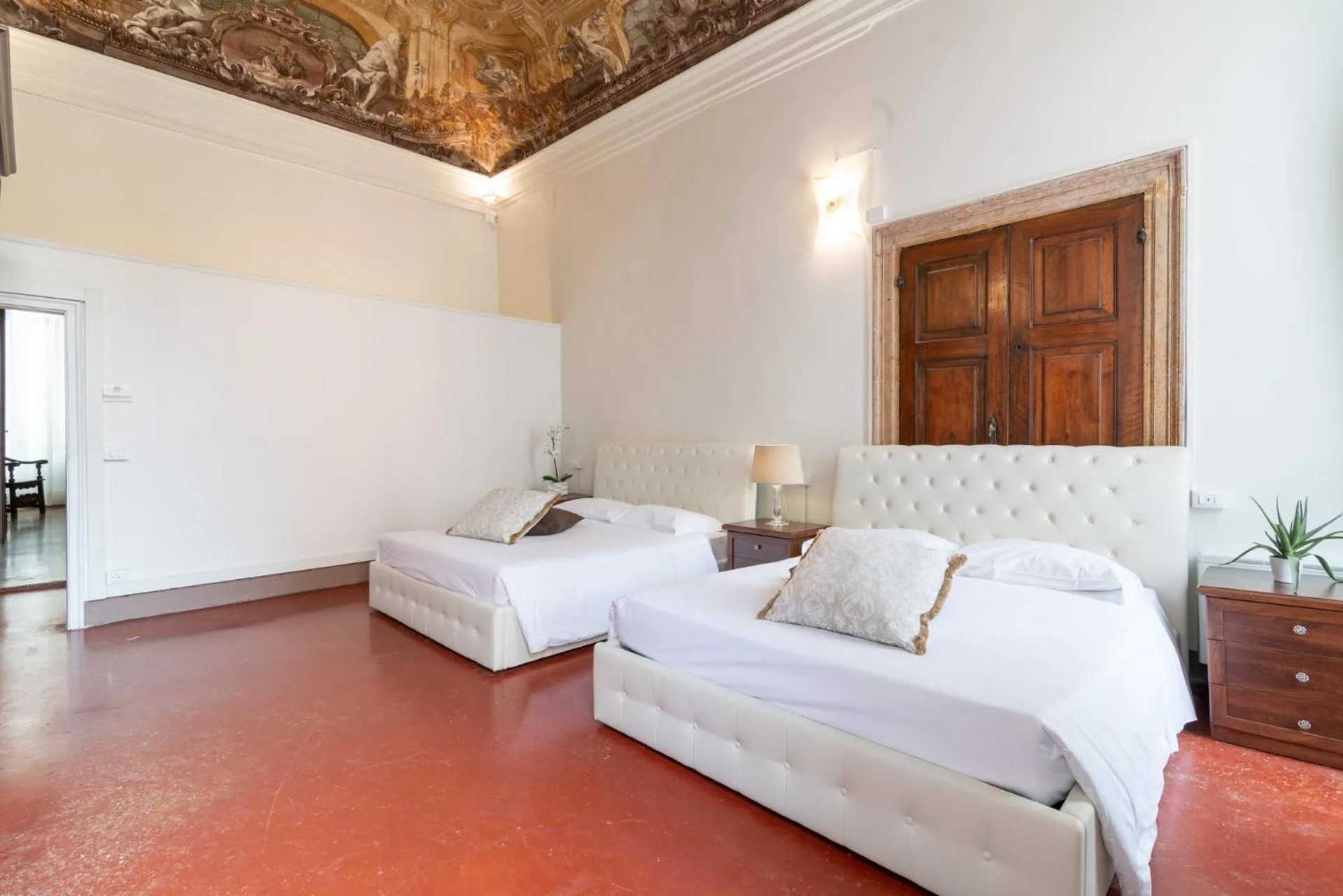 Bed in Venice Luxury Palace 3 by Wonderful Italy