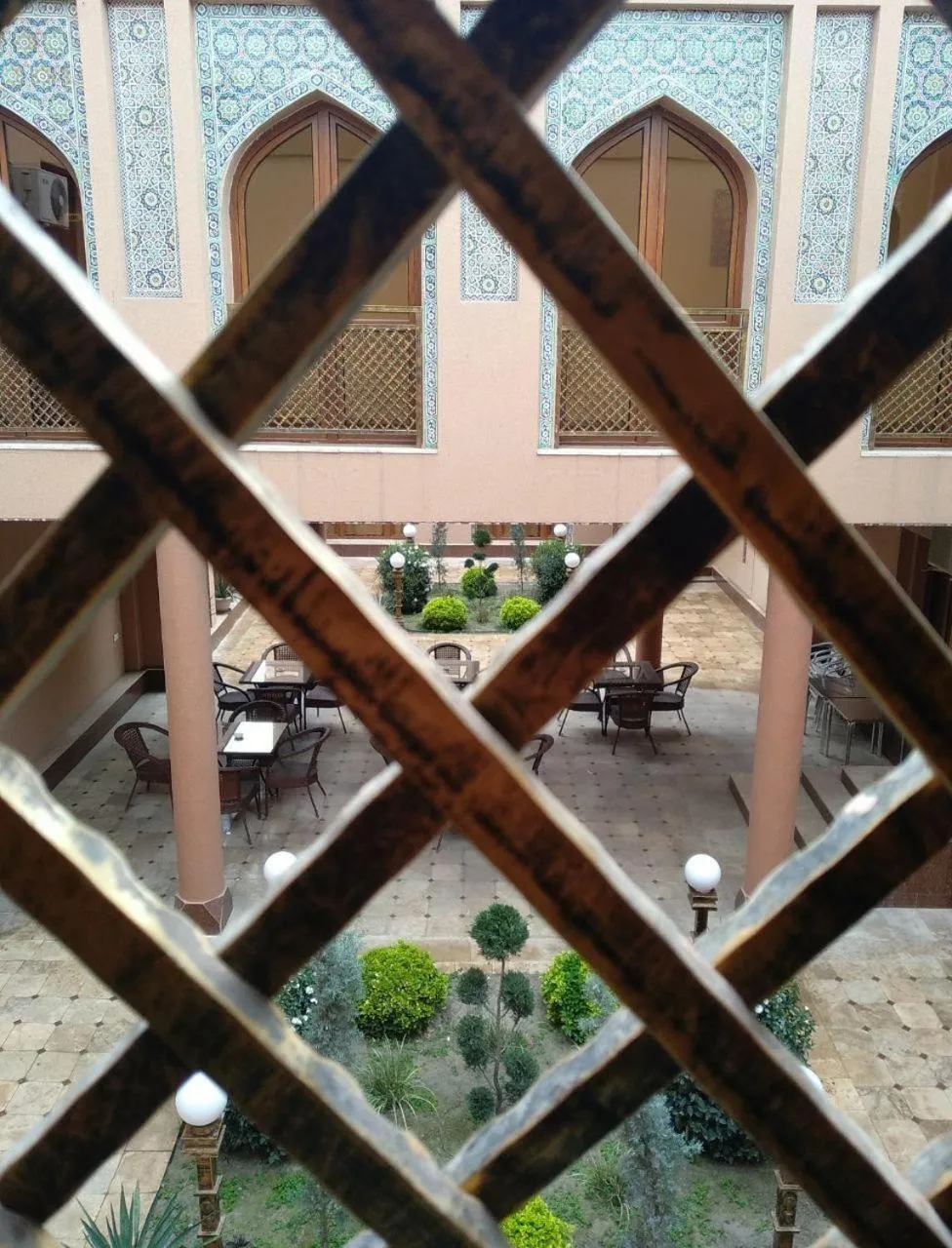 Day in Rangrez hotel