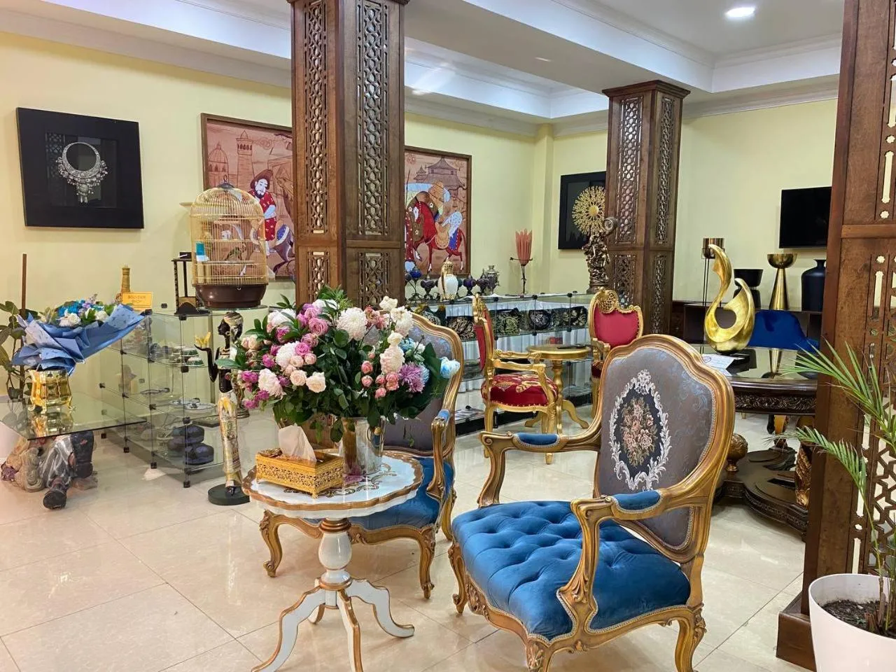 Rangrez hotel