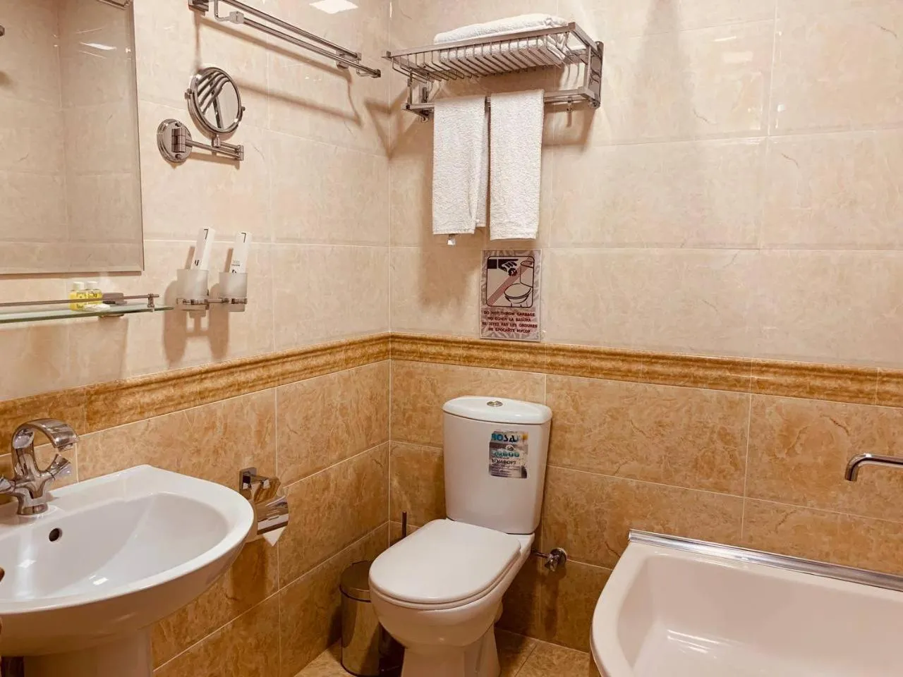 Bathroom in Rangrez hotel