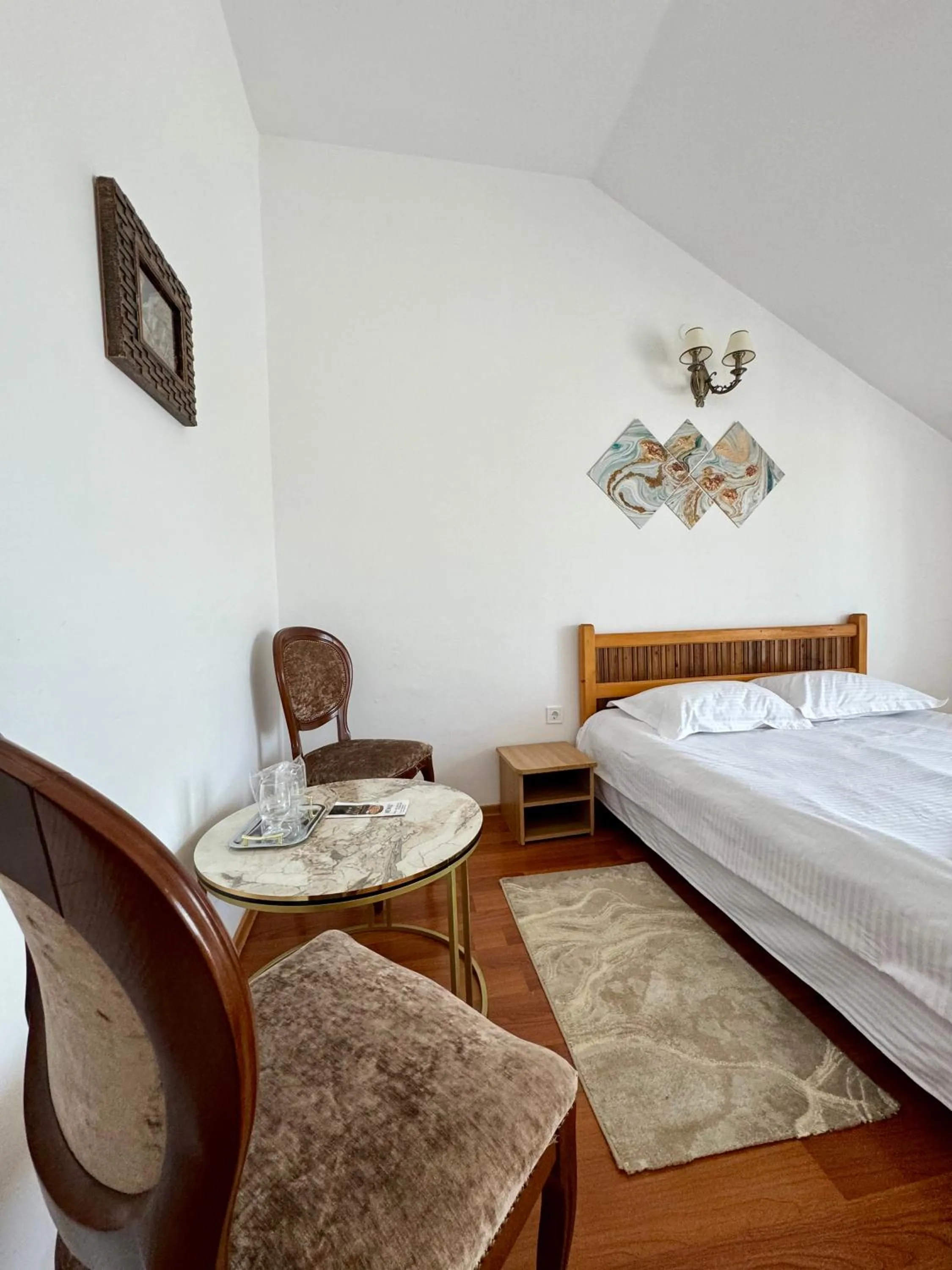 Bed in PENSIUNEA ANA