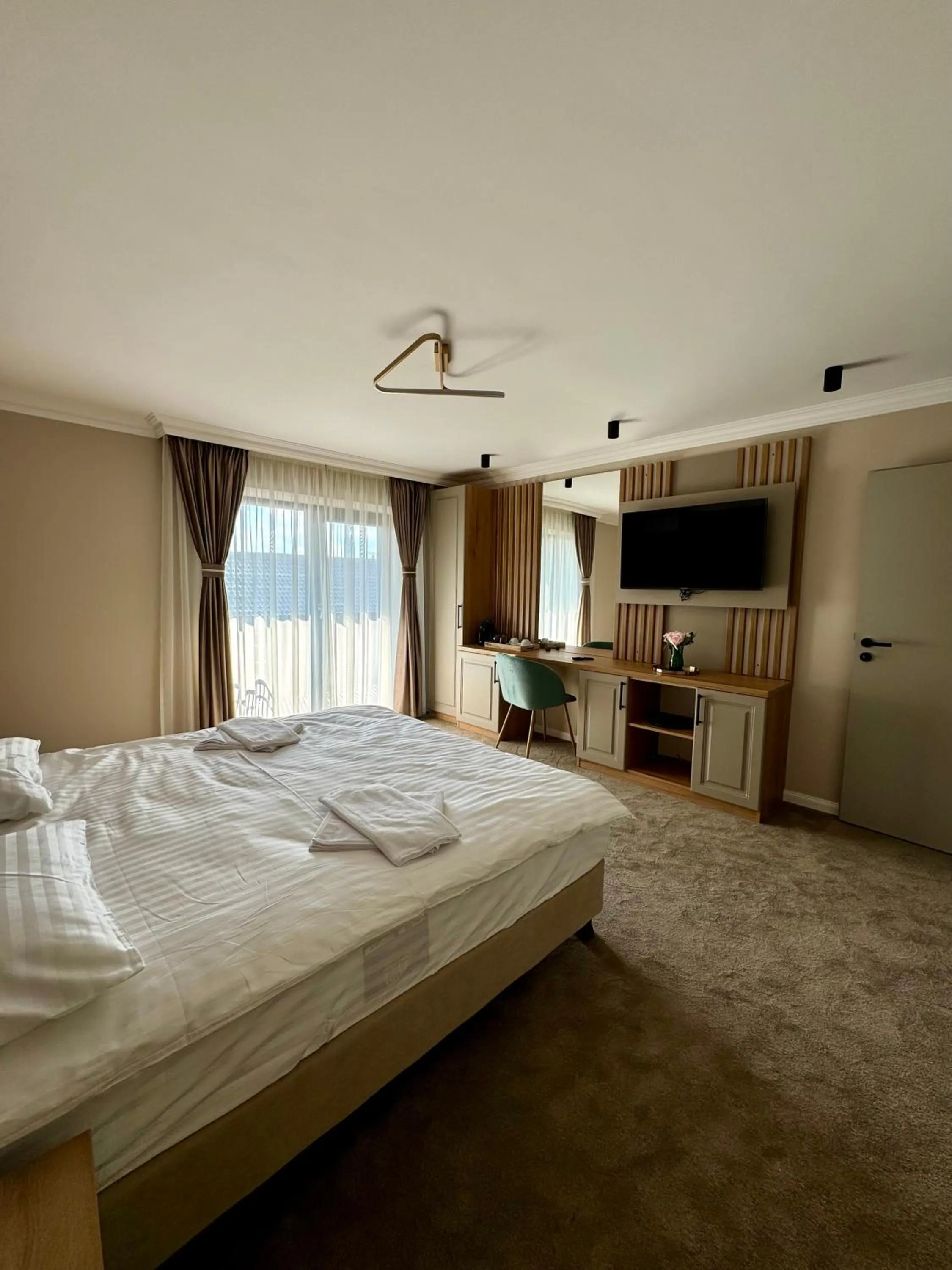 Bed in PENSIUNEA ANA