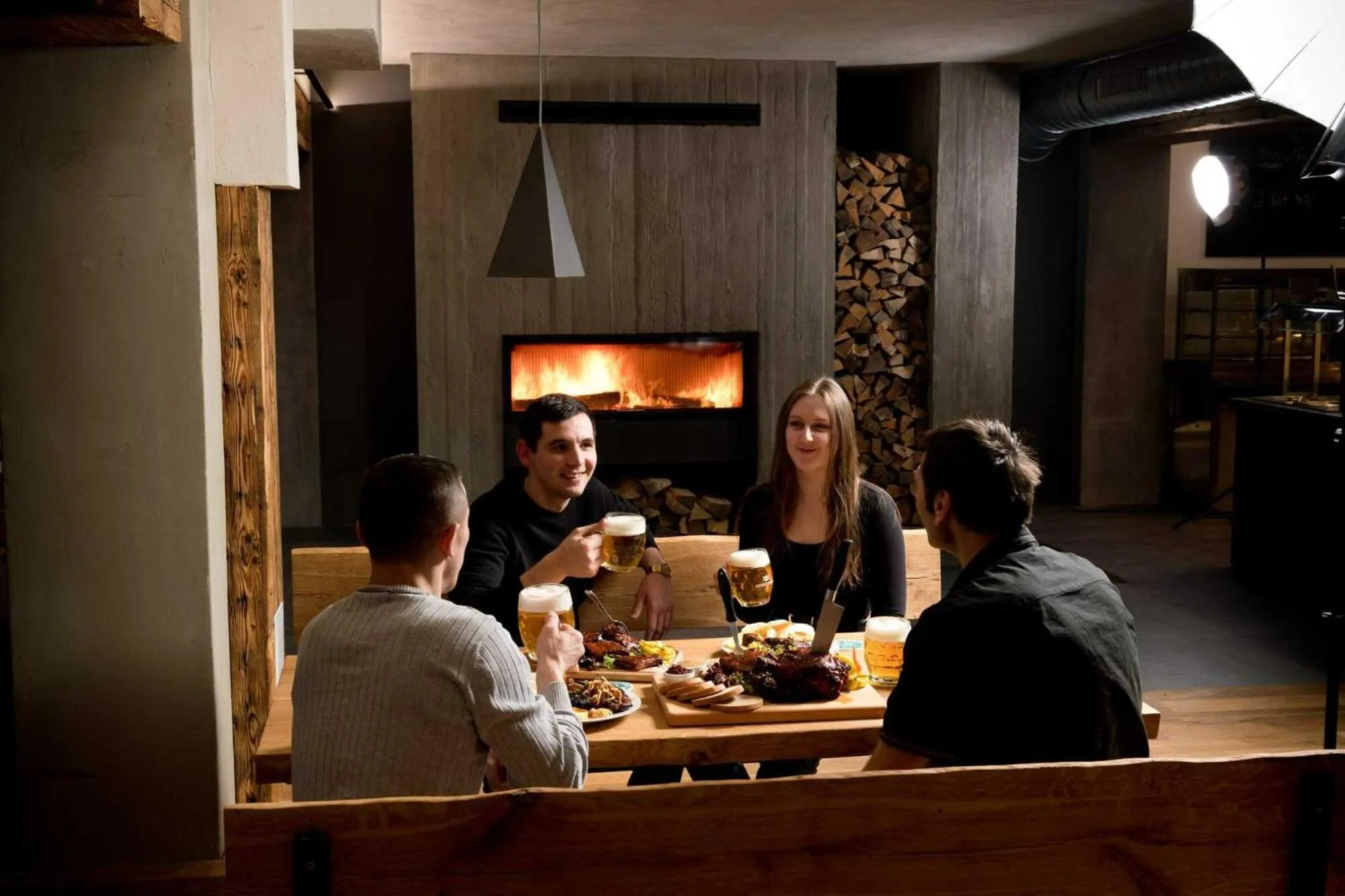 Restaurant/places to eat in Hotel Bohemia