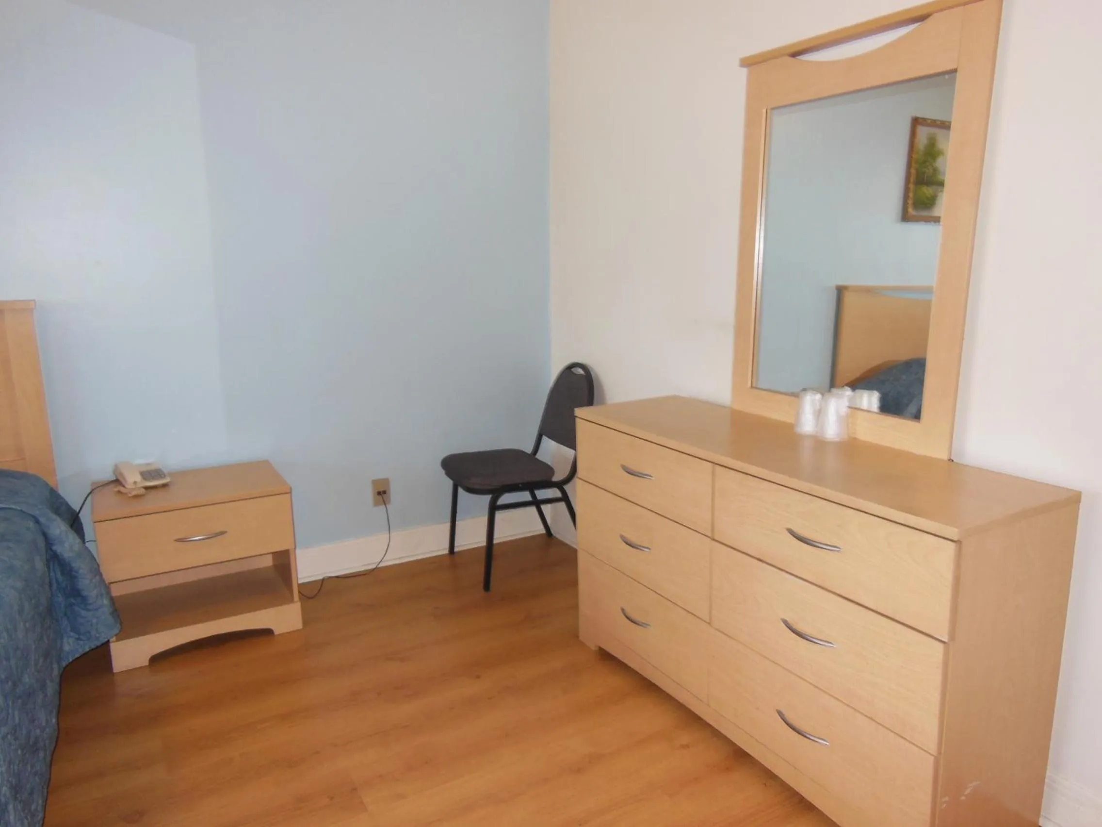 Other, Bed in Motel Pierre