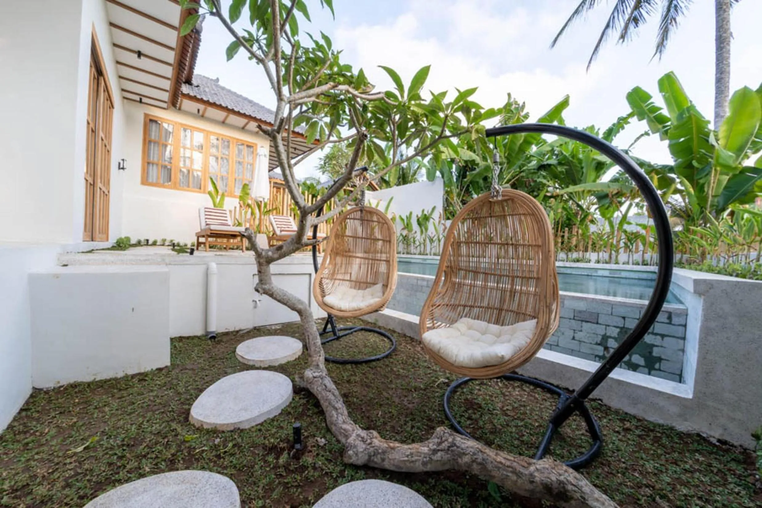 Patio in Semiramida Villa by EVDEkimi - Elegant 2BR with Pool, Open-air bath, Patio