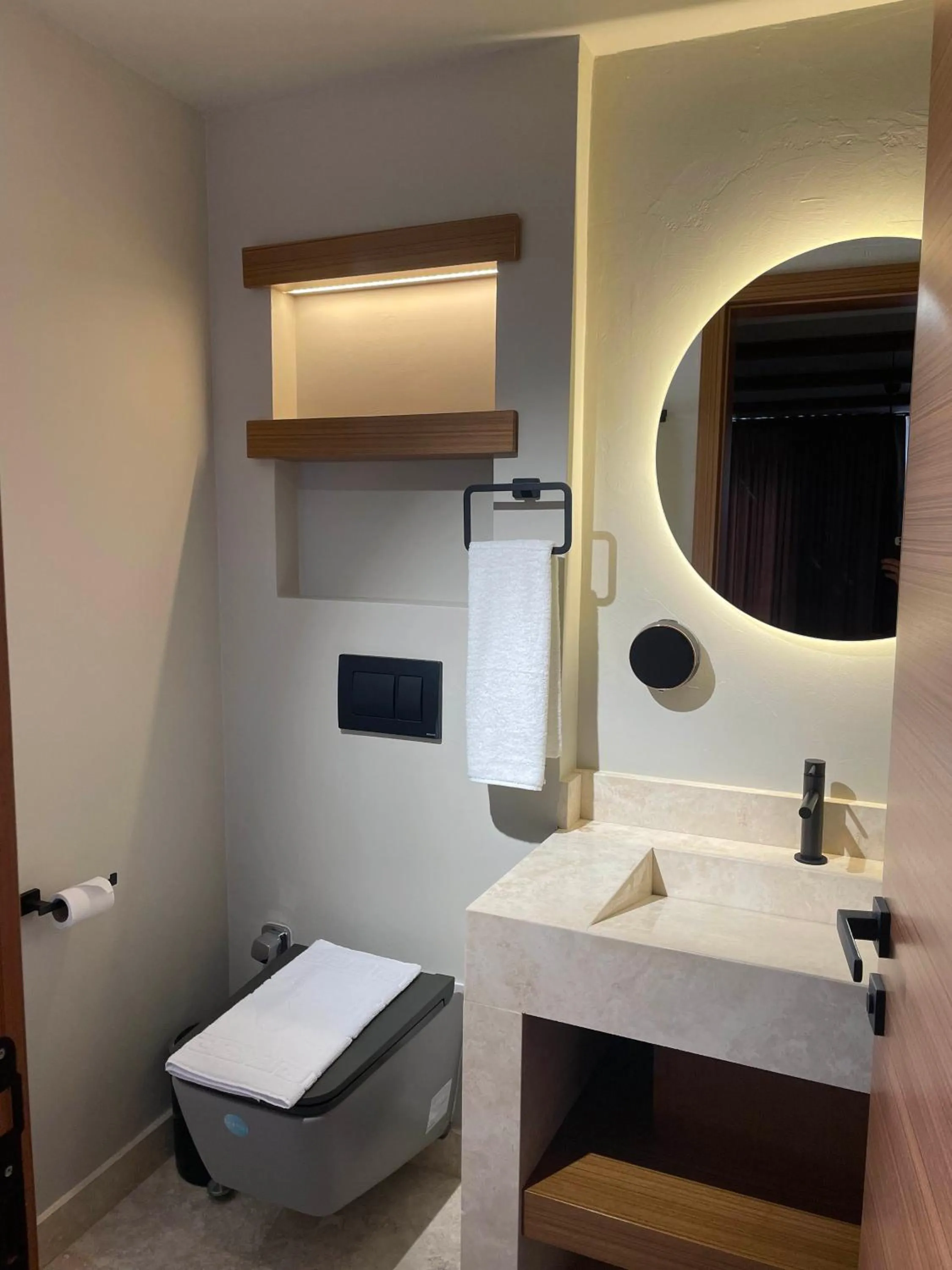 Bathroom in The May Five - Adults only