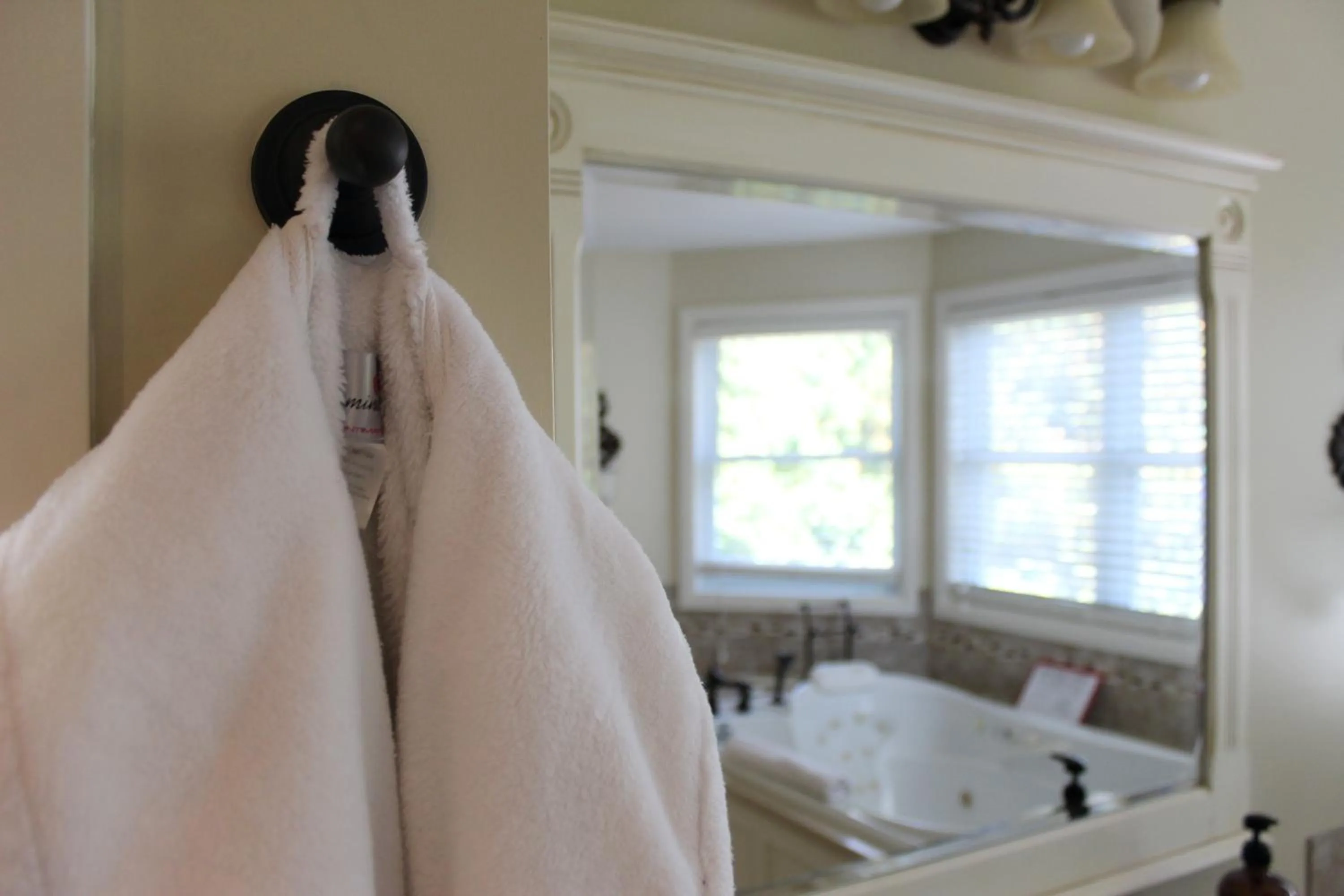 Bed in Norfolk Guest House Inn