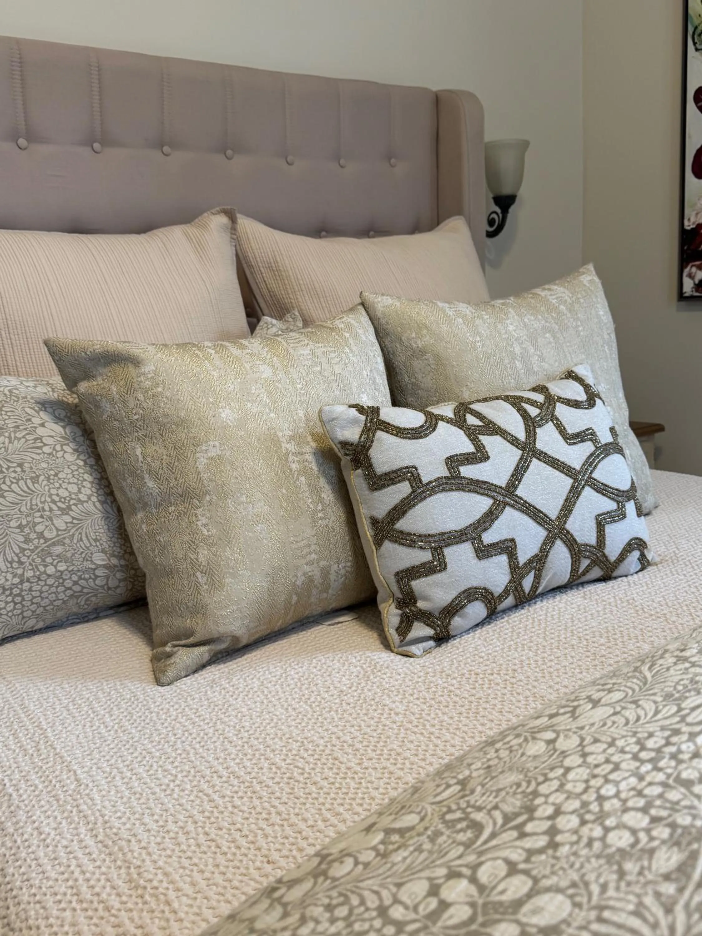 Bed in Norfolk Guest House Inn