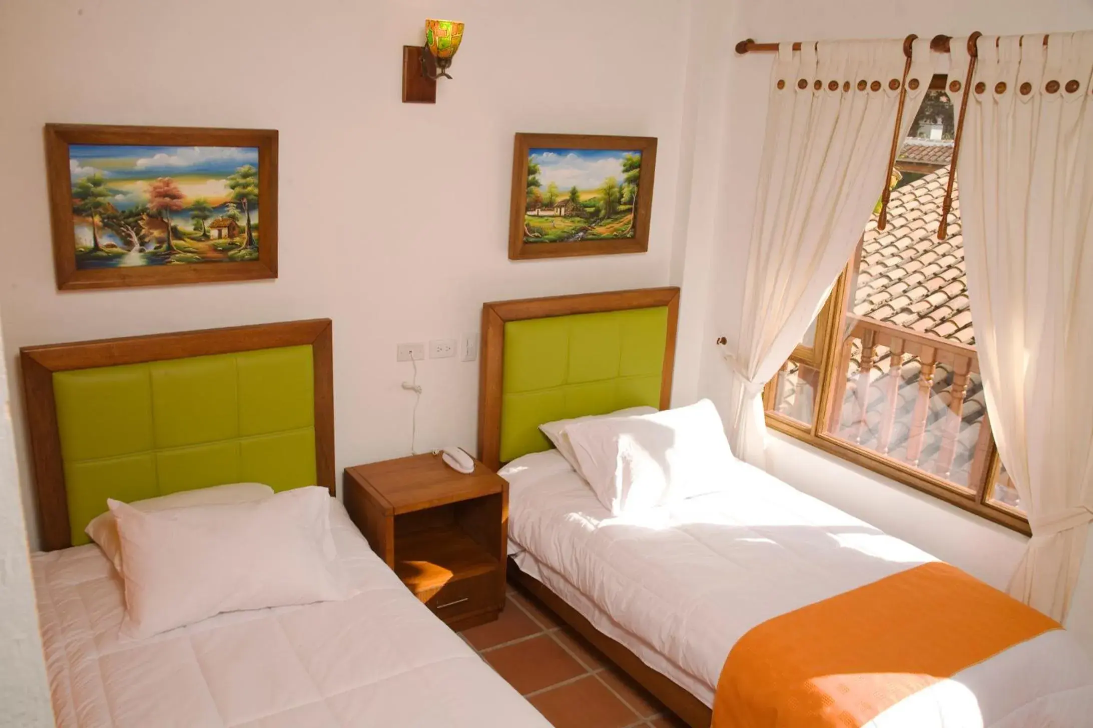 Twin Room in Hotel Villa Alegria Twin Room in Hotel Villa Alegria