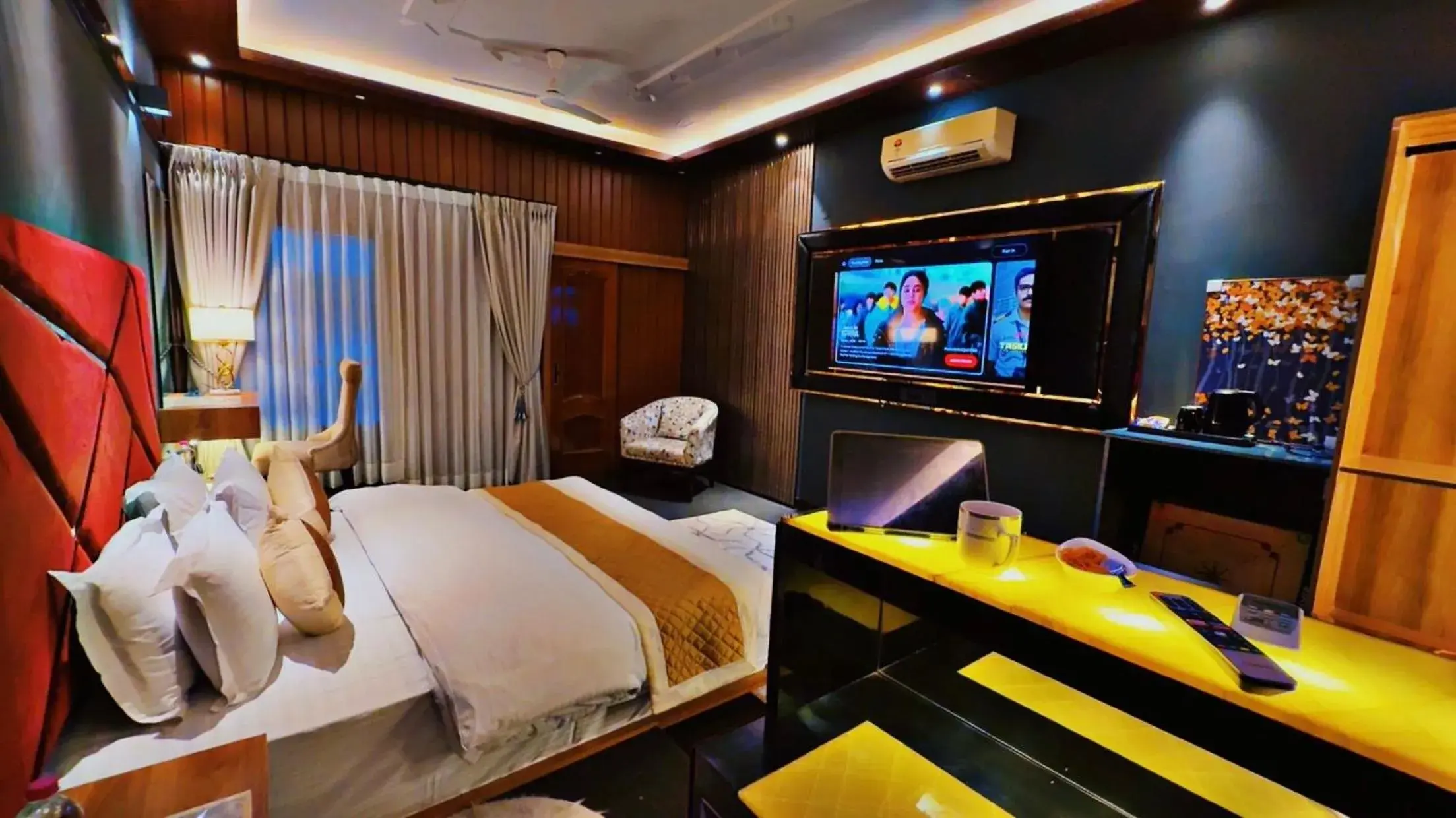 King Suite with Balcony in Victorian Elegance Luxury Stays King Suite with Balcony in Victorian Elegance Luxury Stays