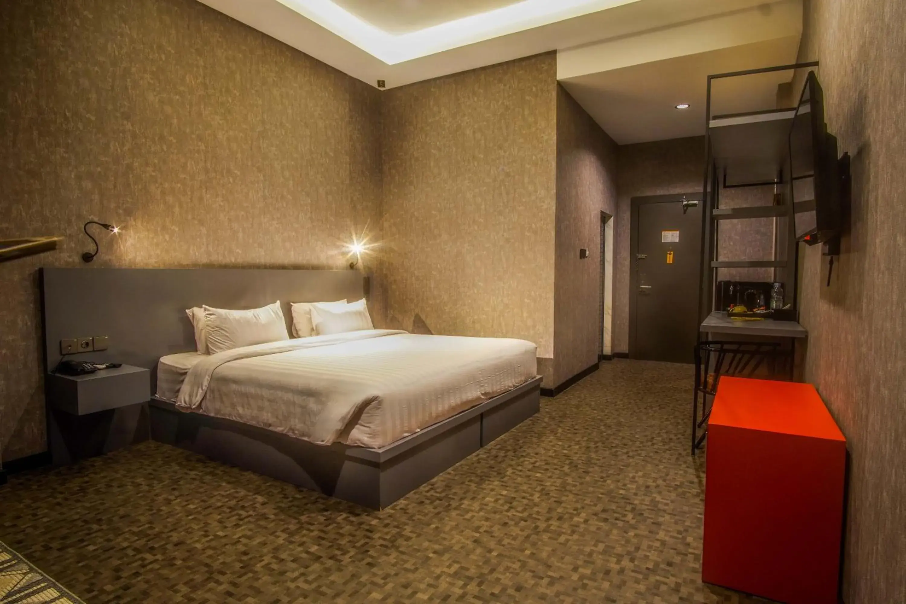 Fhandika Boutique Inc. Fhandika Boutique Inc.