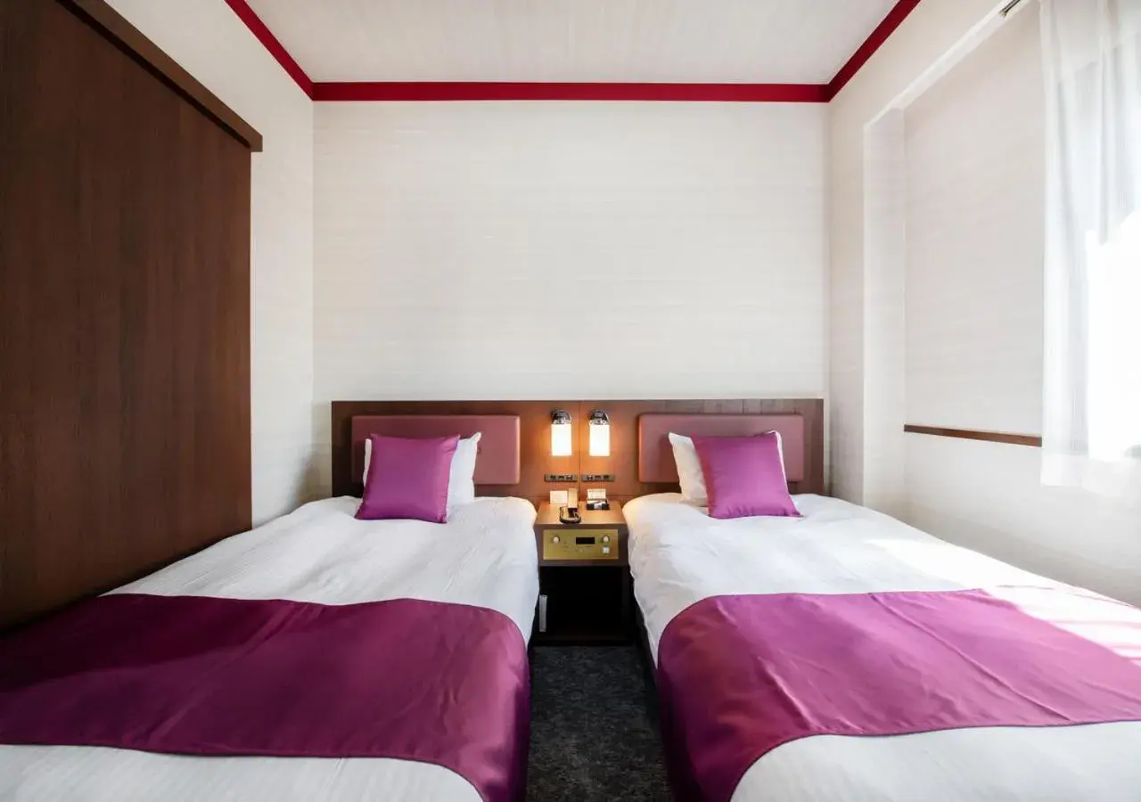 Superior Twin Room - single occupancy in TKP Sunlife Hotel Superior Twin Room - single occupancy in TKP Sunlife Hotel