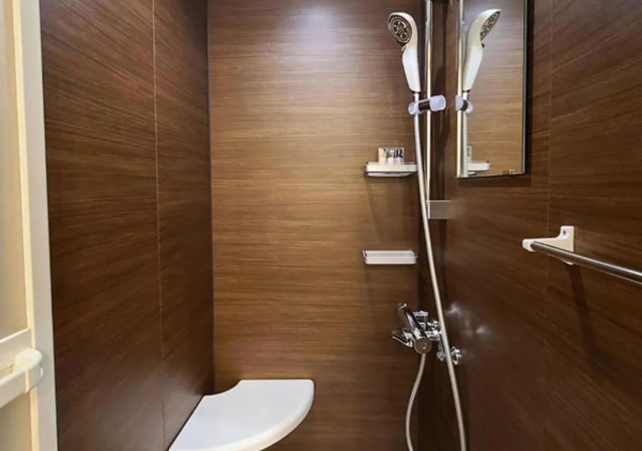 Shower in Koyado Enn